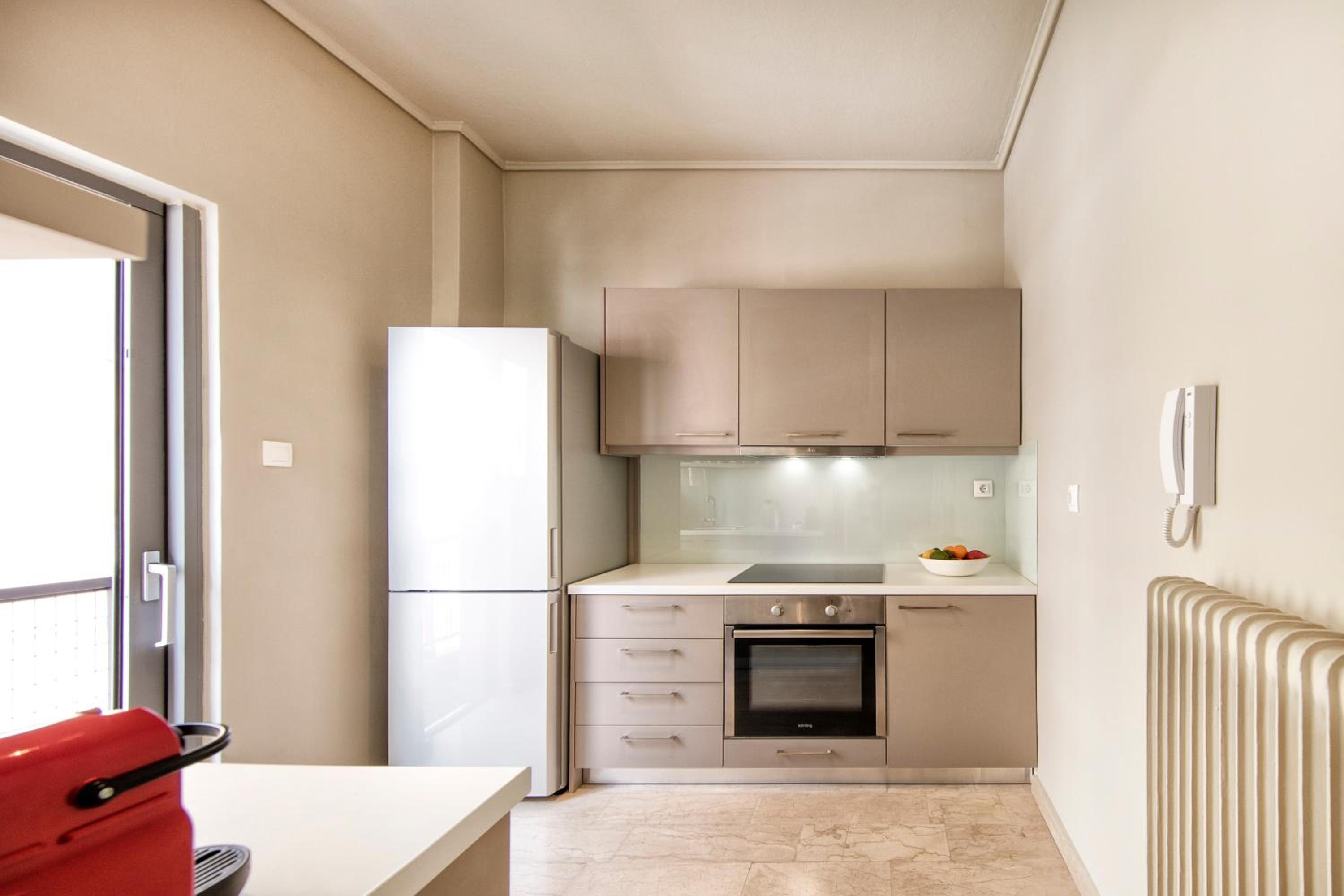 Brand New Loft walking distance to Acropolis