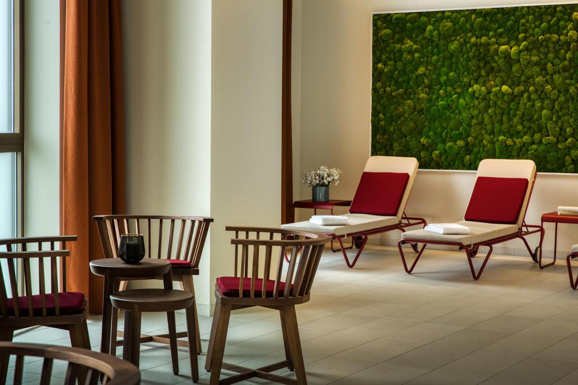 Hoofddorp Vacations - IntercityHotel Amsterdam Airport - Property Image 1