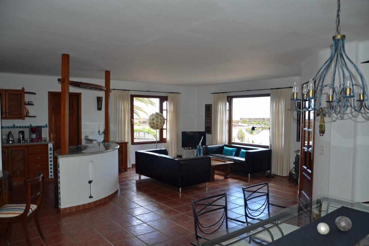 Home Casa Sueño in the Village of Mala view 3