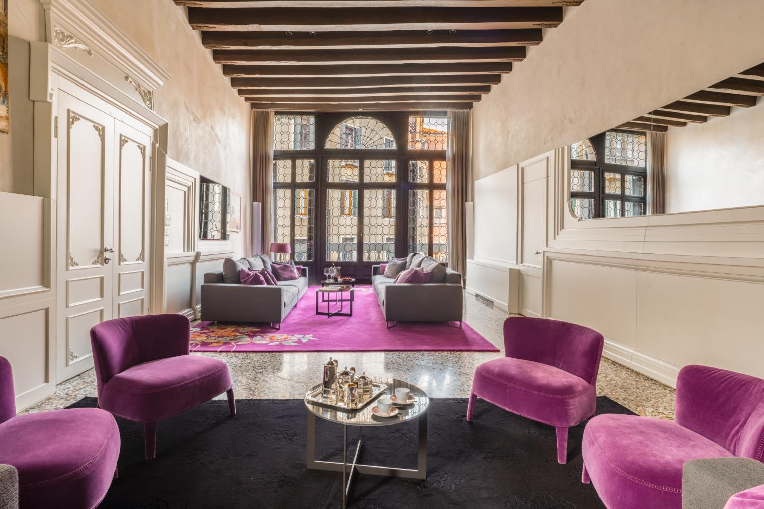 Palazzo Soranzo Noble Floor R&R