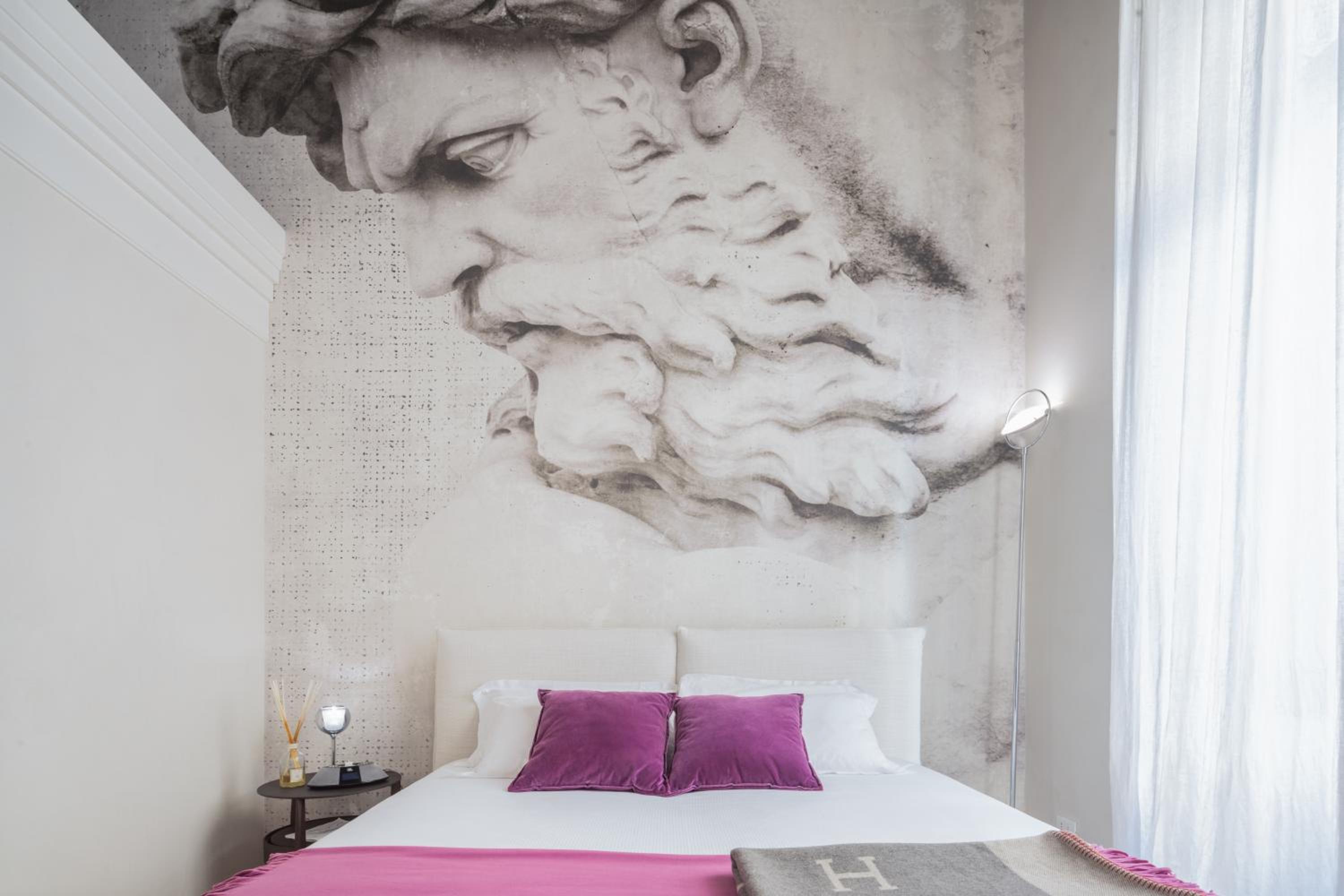 Palazzo Soranzo Noble Floor R&R