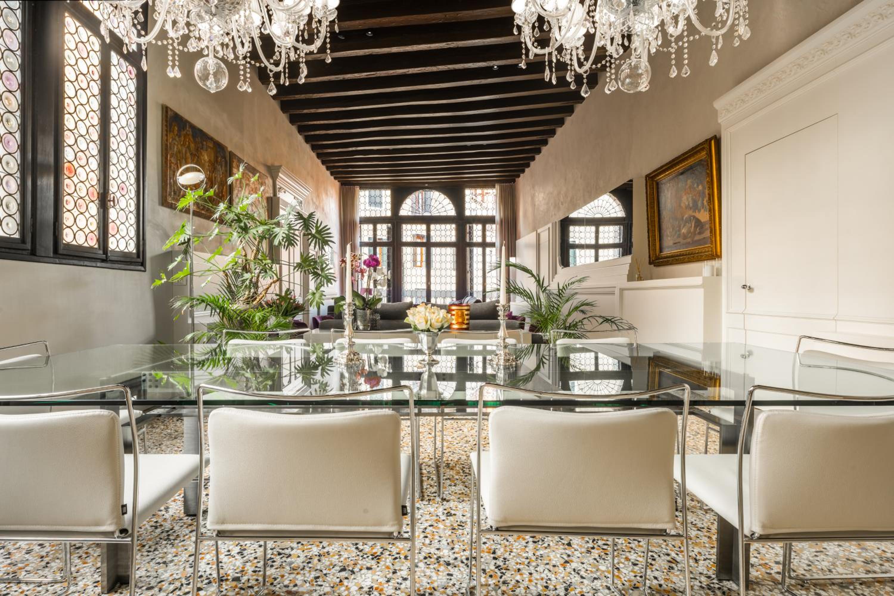 Palazzo Soranzo Noble Floor R&R