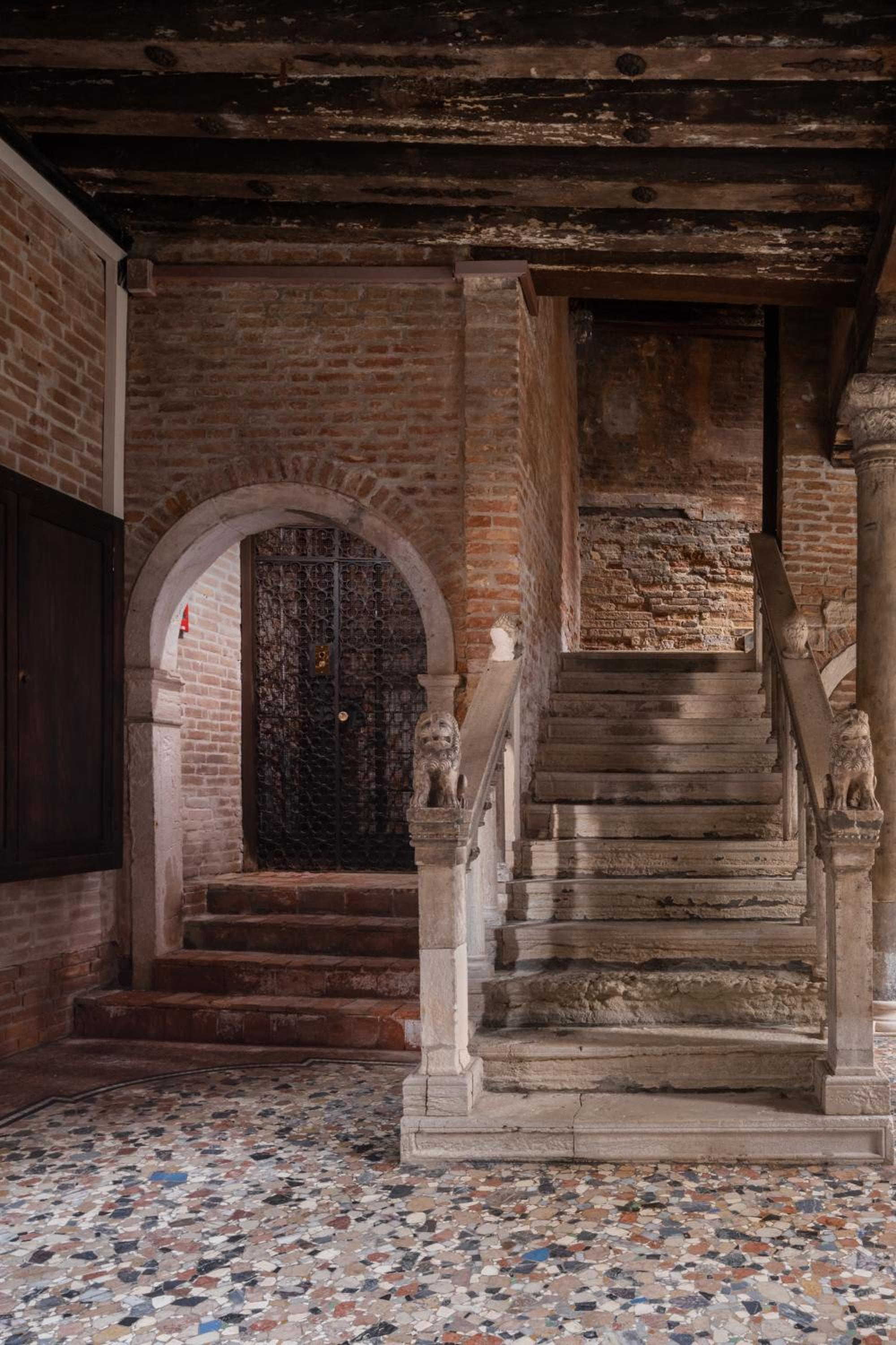 Palazzo Soranzo Noble Floor R&R