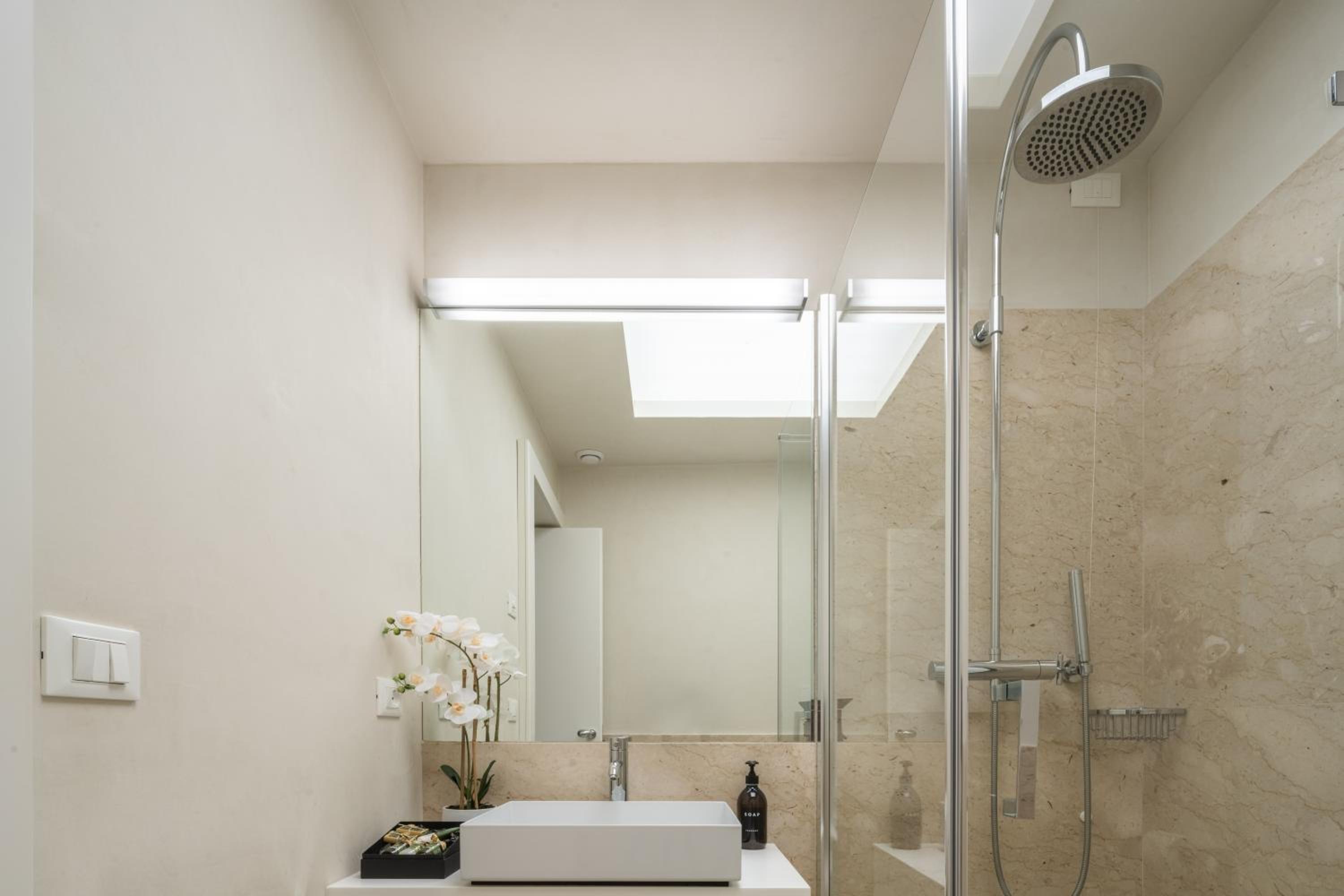 Palazzo Soranzo Noble Floor R&R