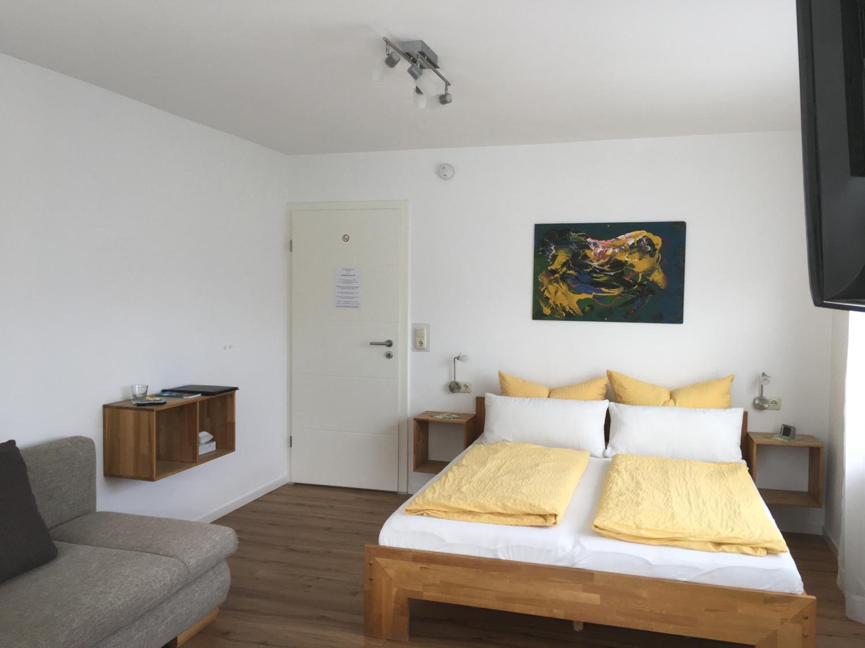 Gästehaus Sommertal, eigener Parkplatz, 800m zum Bodensee, 300m zur Altstadt