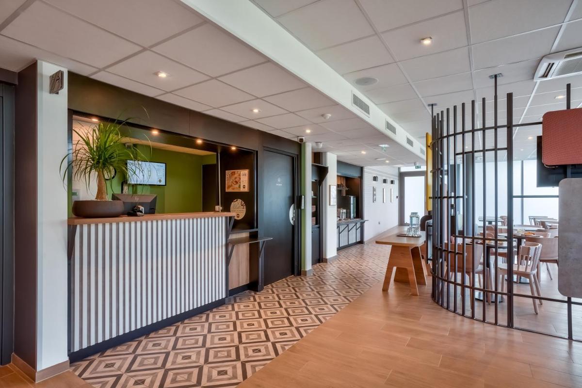 hotel reception