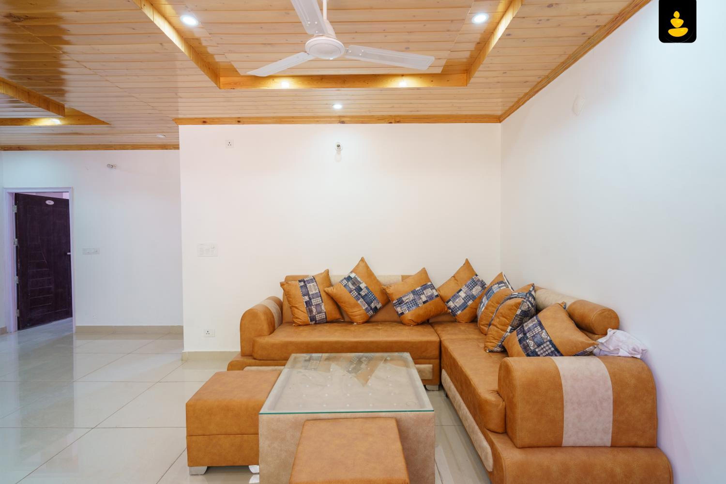 LivingStone Sky Hills Apartment Kasauli view 2