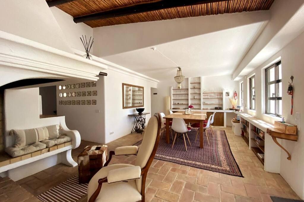 Einzigartige Landhaus-Villa mit Pool, Sauna, Bar und BBQ view 3