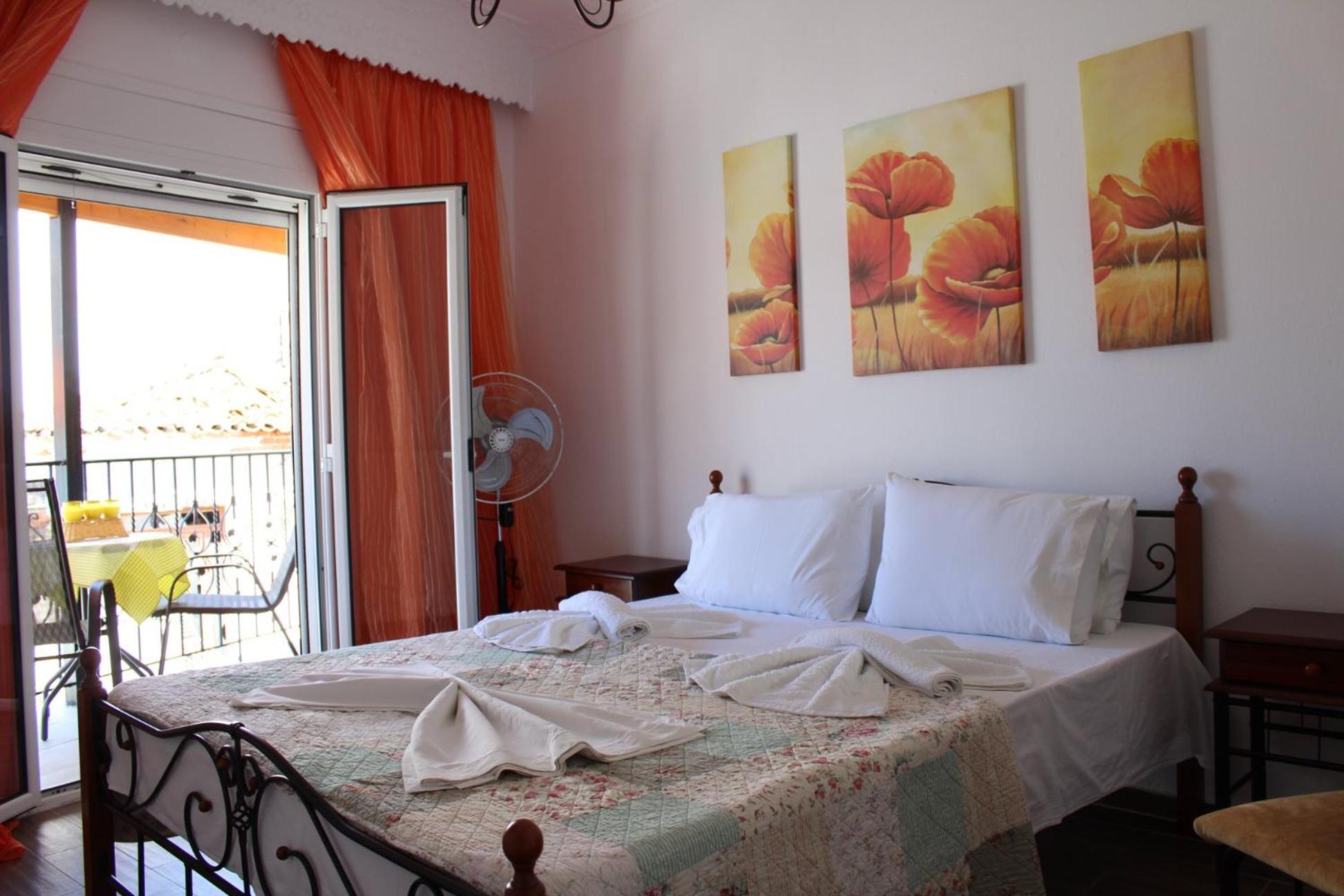 Kiratsos House view 3