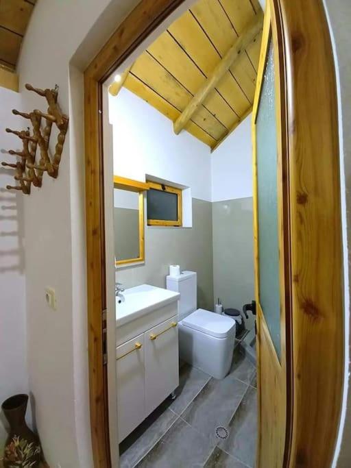 Bujtina Peshtan Guesthouse&Camping