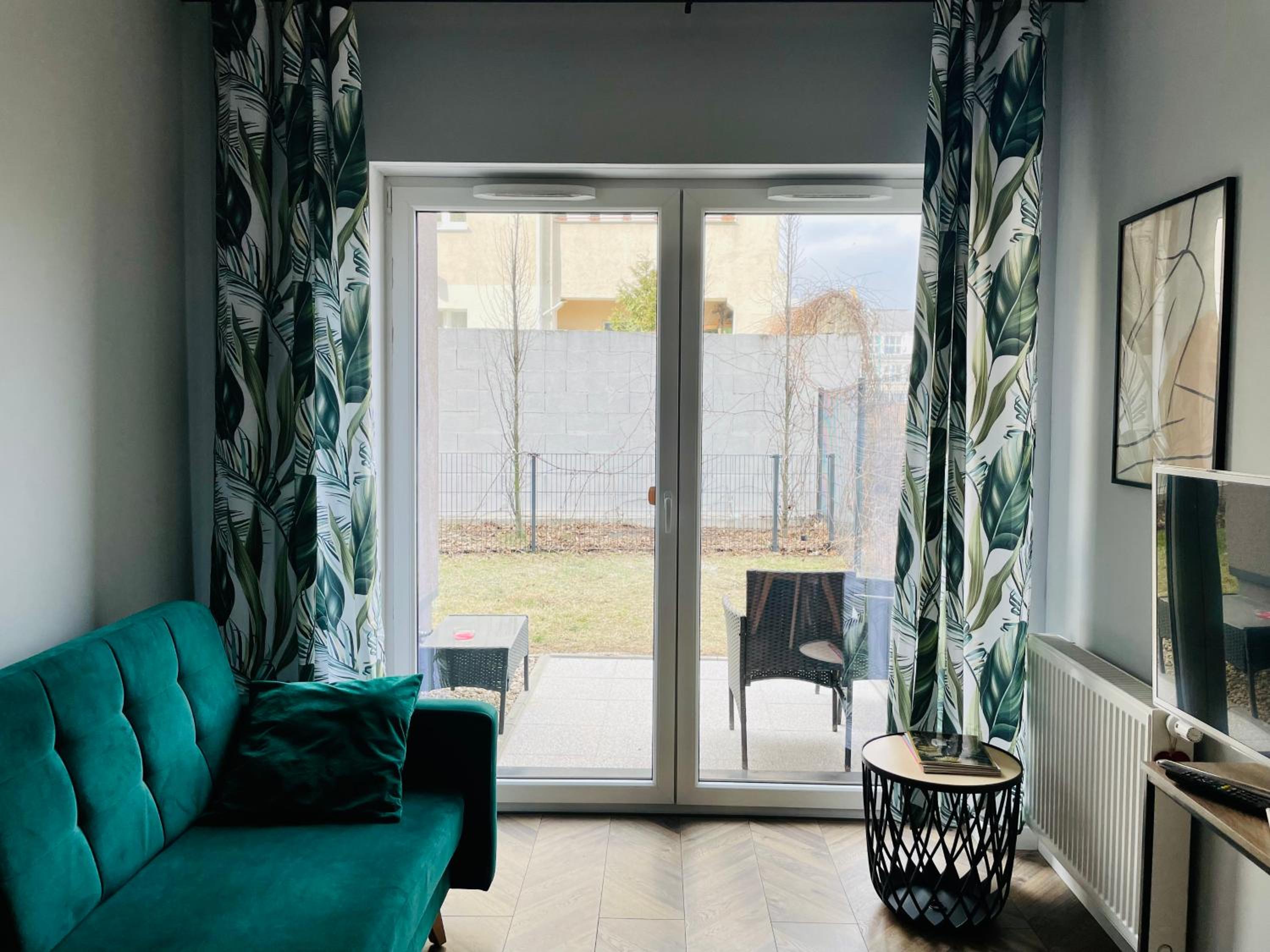 Apartament z ogródkiem i garażem view 3