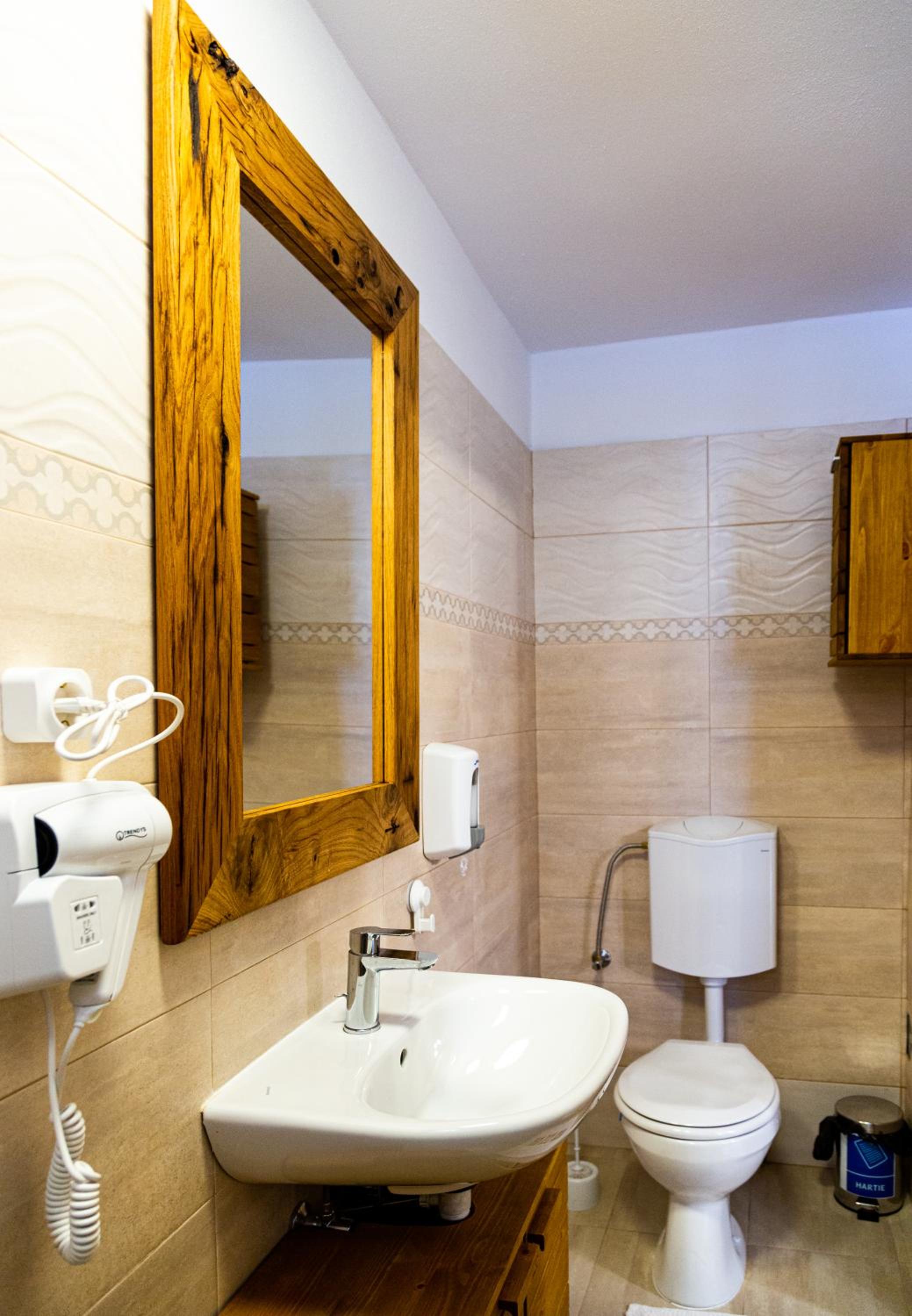 Stone Way Apartment