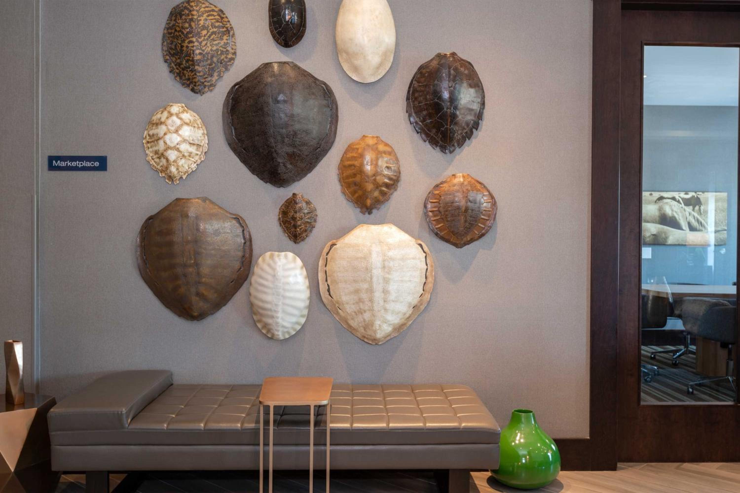 Sandman Hotel Oakville - Property Image 17