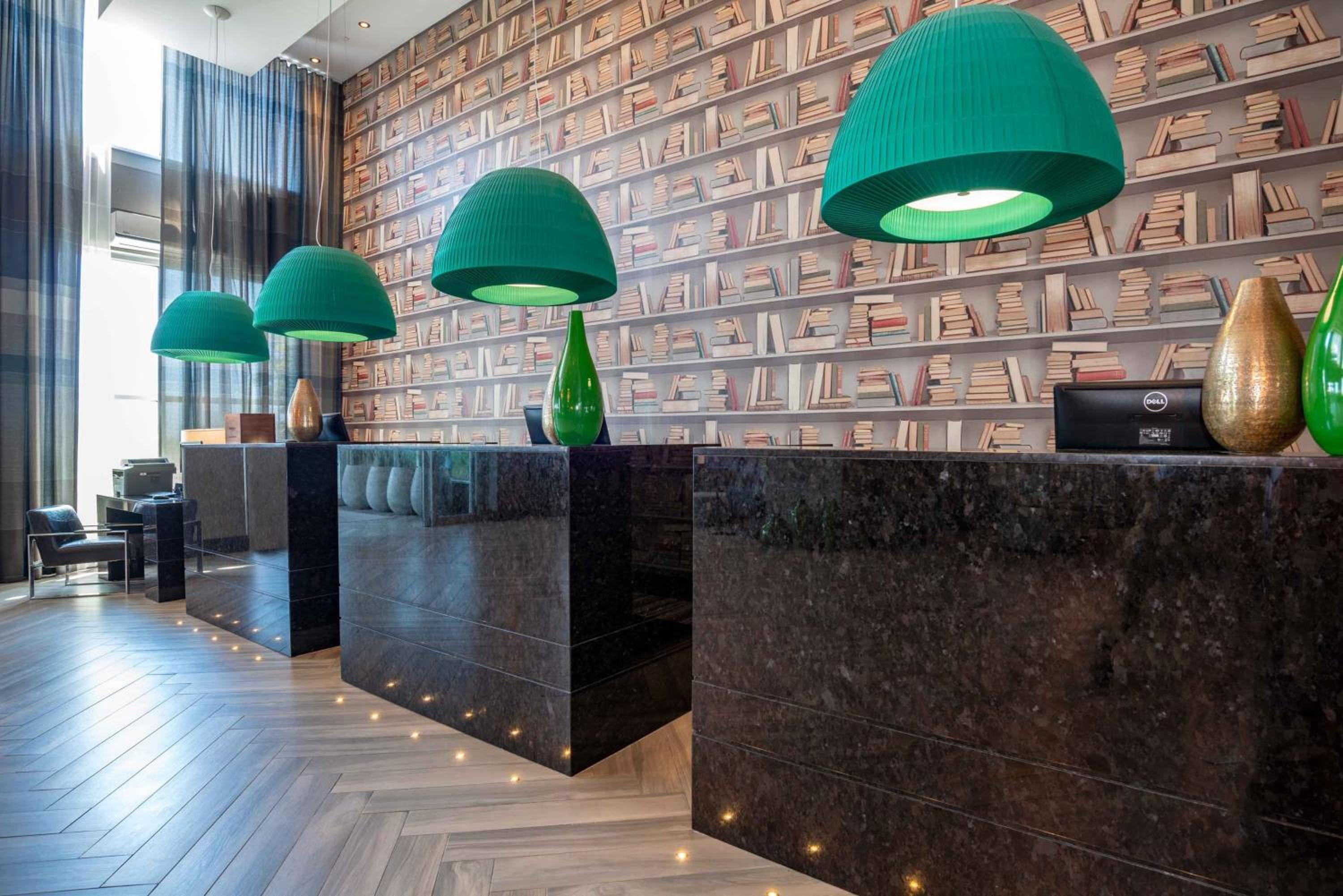 Sandman Hotel Oakville - Property Image 60