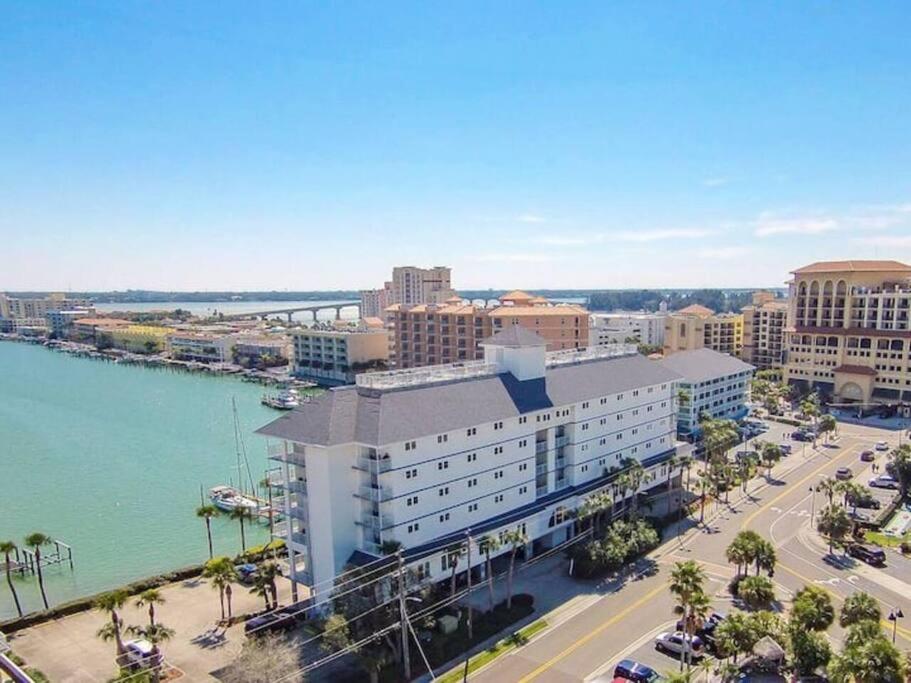 Hotel Beach Haven in South Clearwater Beach - Image 1