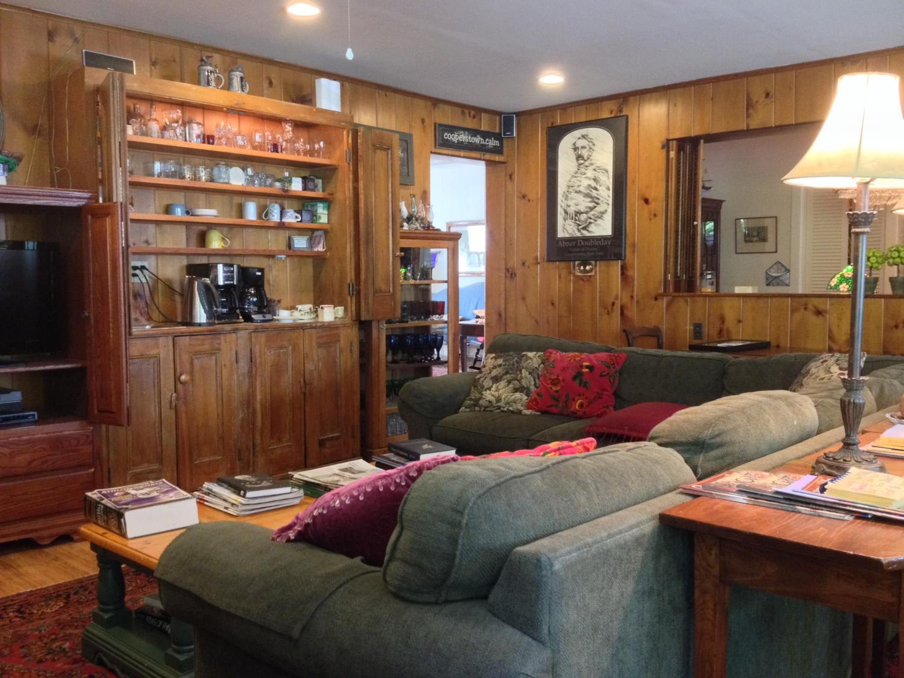 The White House Inn