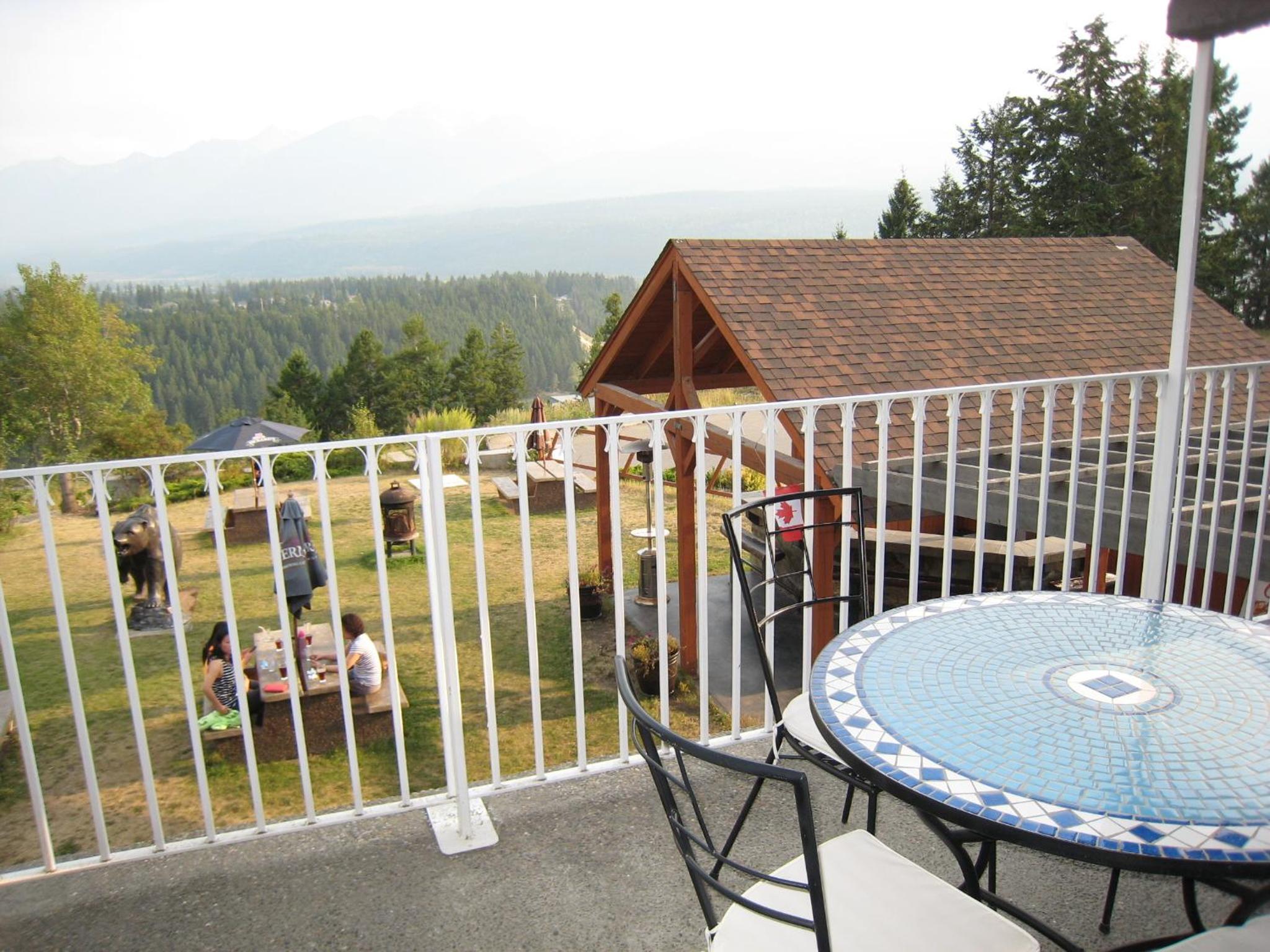 Golden Vacations - Days Inn by Wyndham Golden - Property Image 100