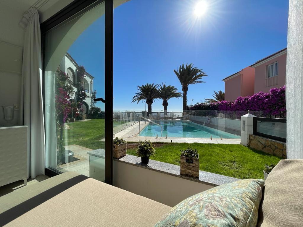 Mar y Playa 1 Seaview Apartment by StayinCanarias photo 1