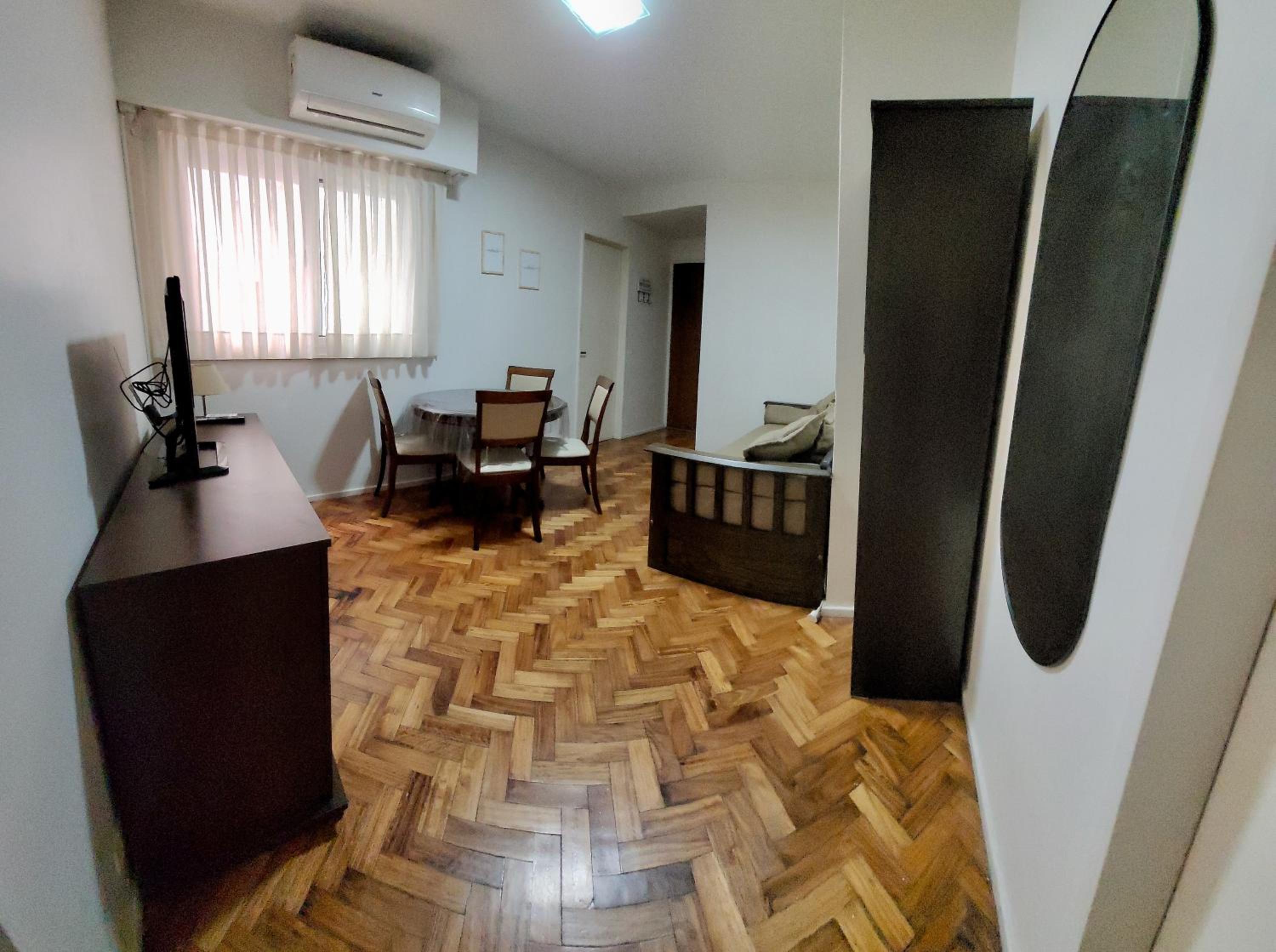 Amplio departamento en Barrio Norte view 5