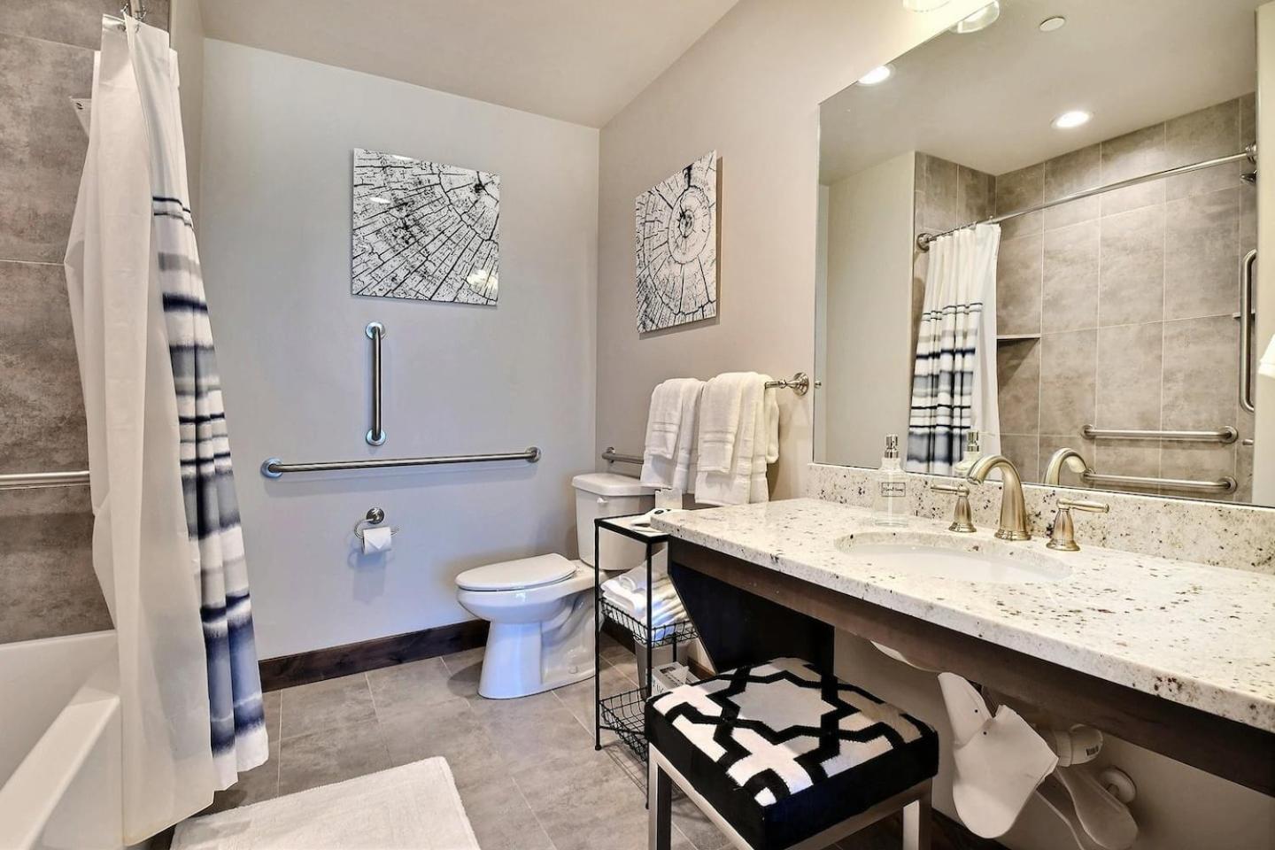 Blackstone Beauty condo