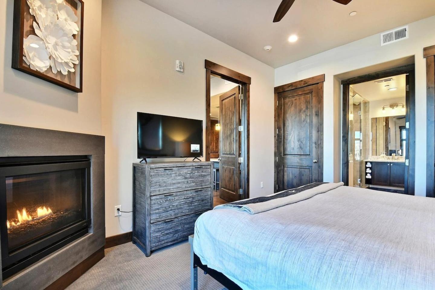 Blackstone Beauty condo