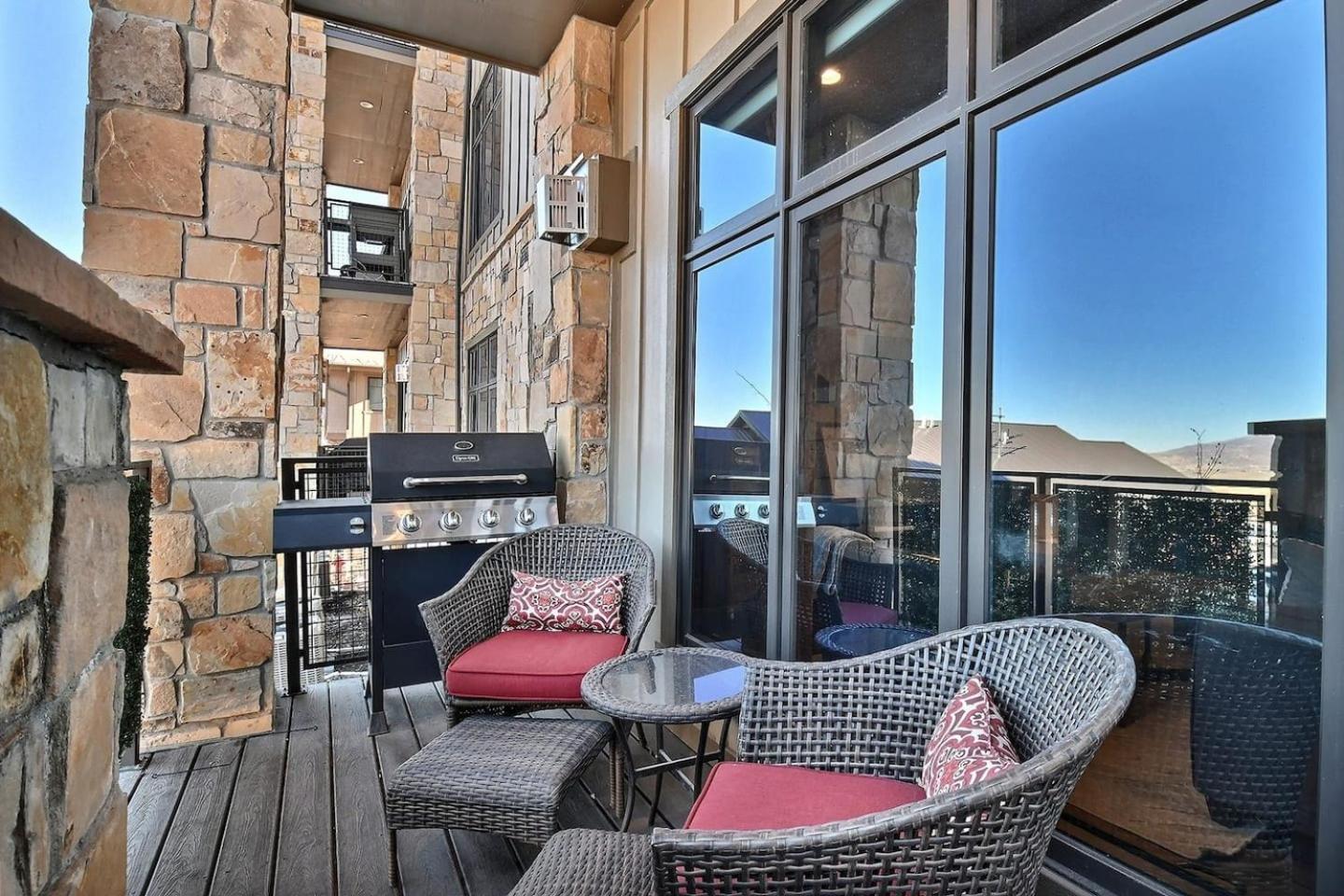 Blackstone Beauty condo