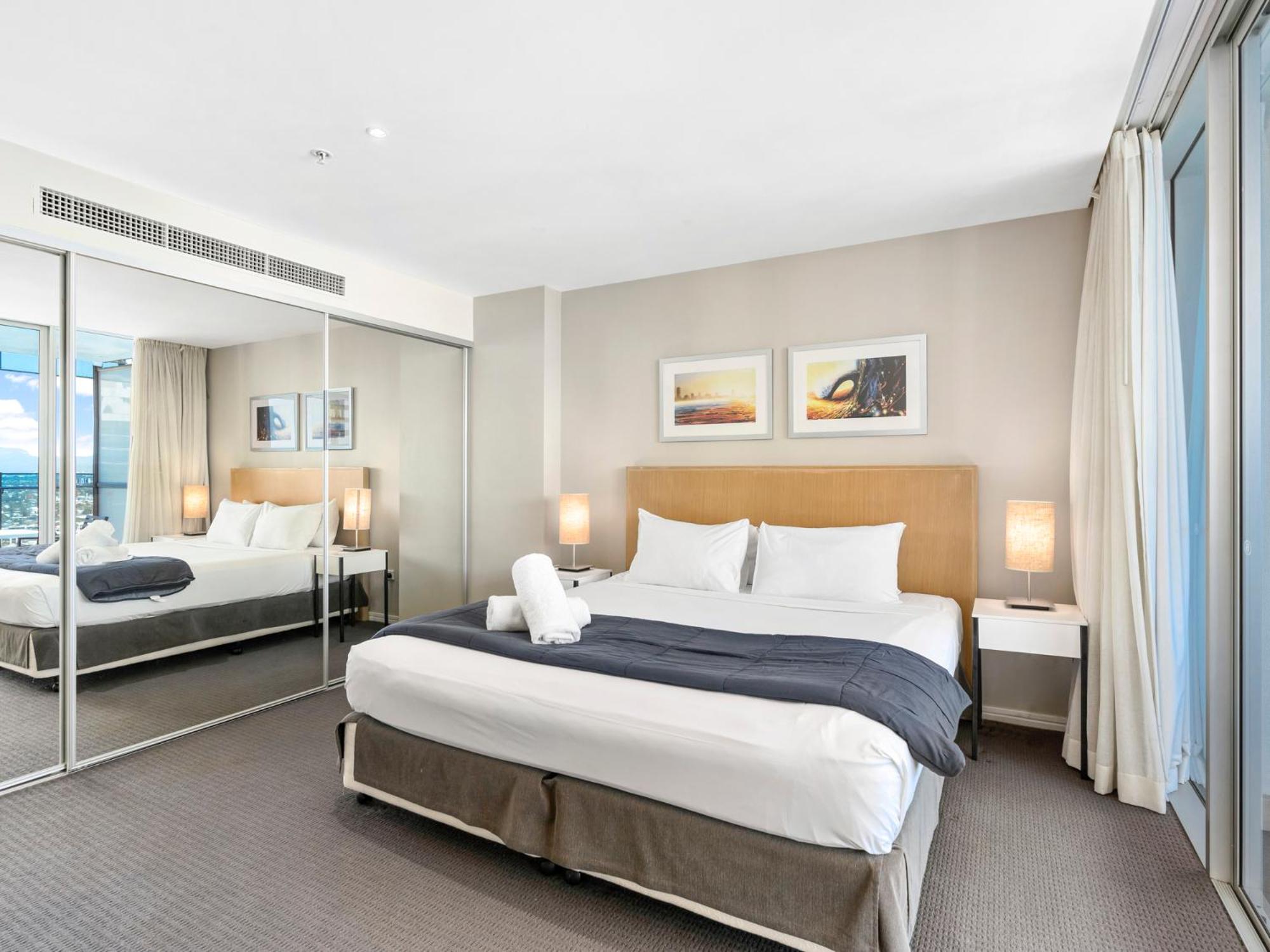 H-Residences Private Apartments - Hosted by Coastal Letting Co.