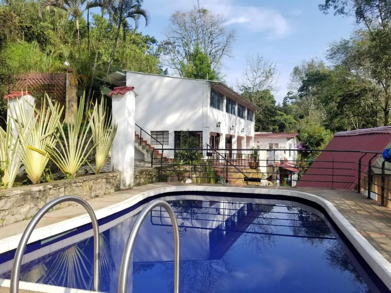 Finca VillaReposo Glamping Alcaravan