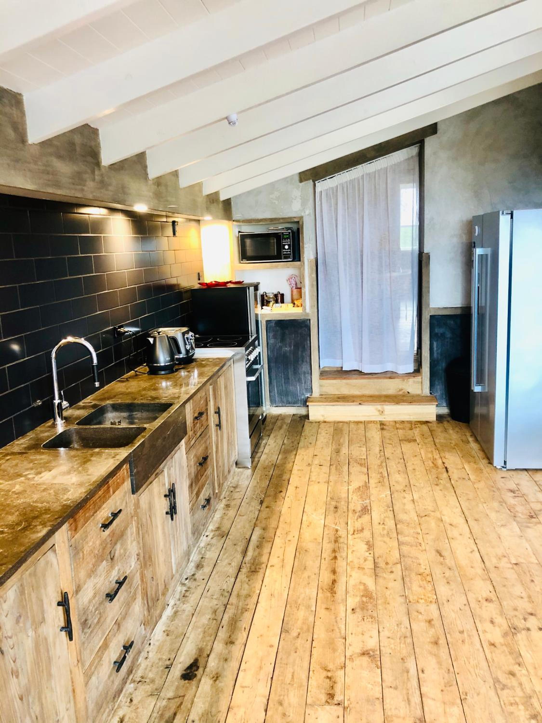 Woodside Bay Chalets