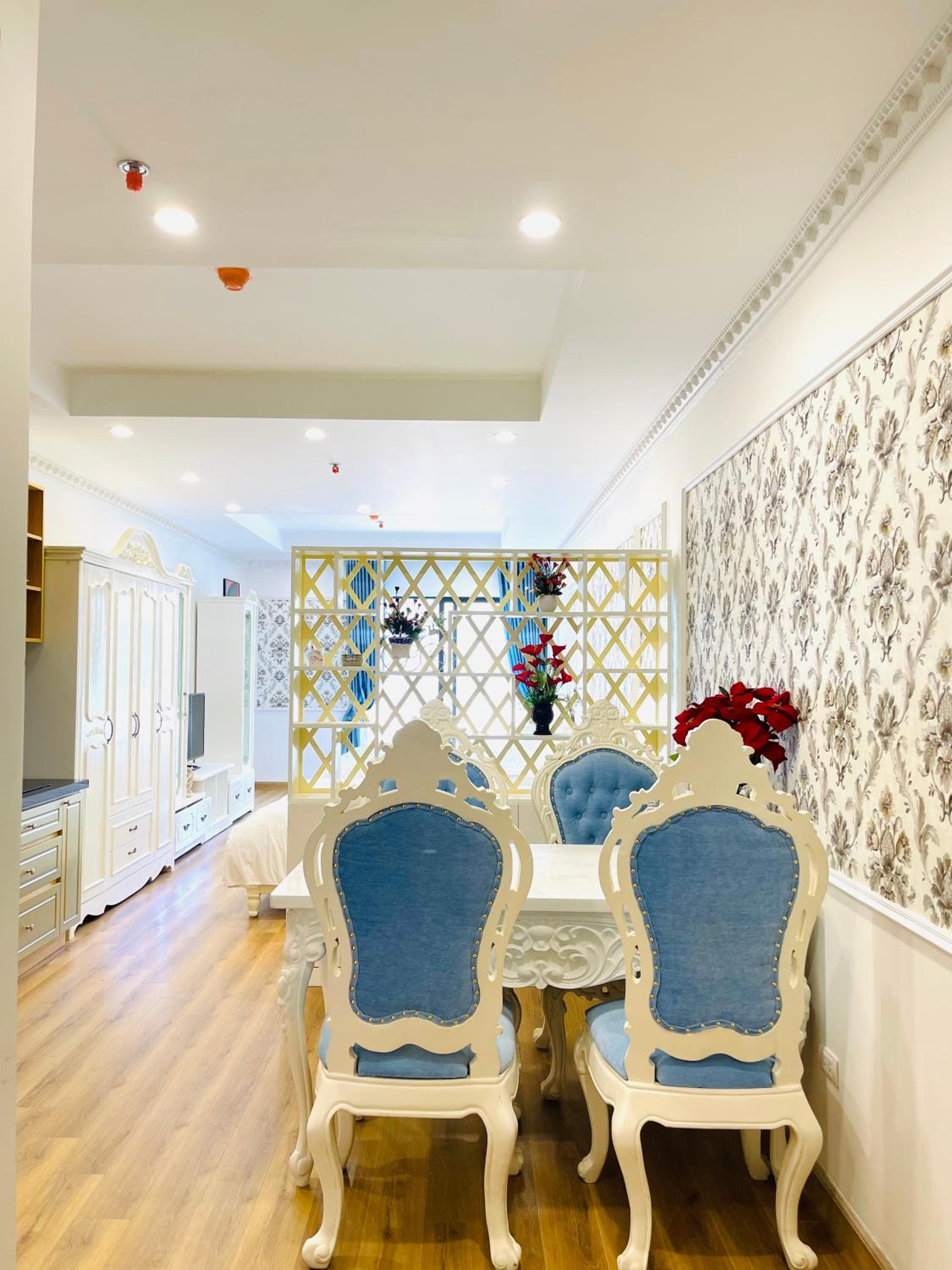 GRAND HYCHARMS serviced STUDIO