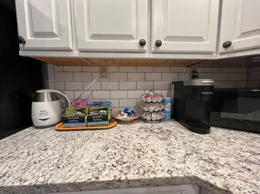 Cleveland Vacations - Stylish Pet Friendly 3 Bedroom House - Property Image 32