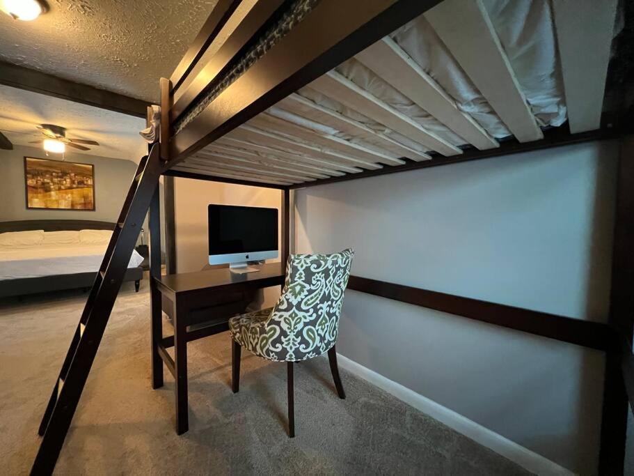 Cleveland Vacations - Stylish Pet Friendly 3 Bedroom House - Property Image 36