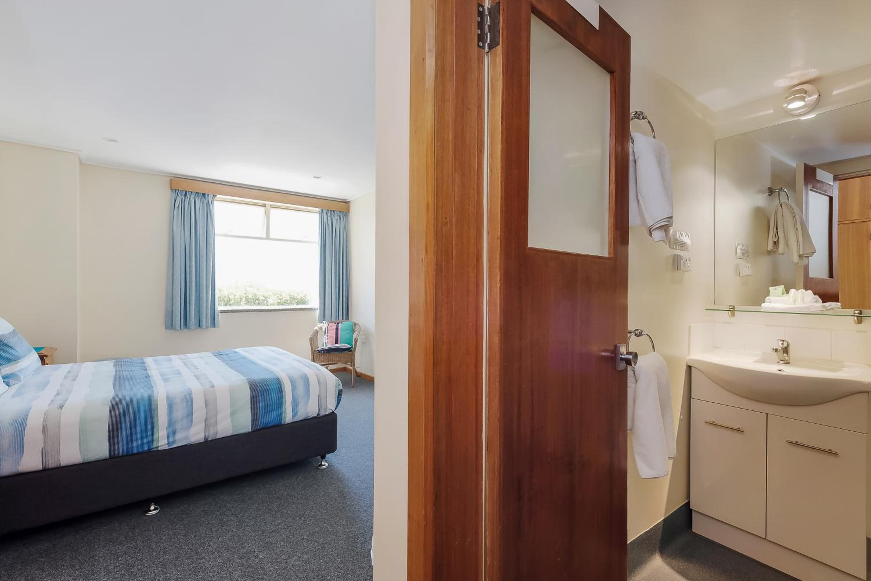 Marquis Hotel Motel