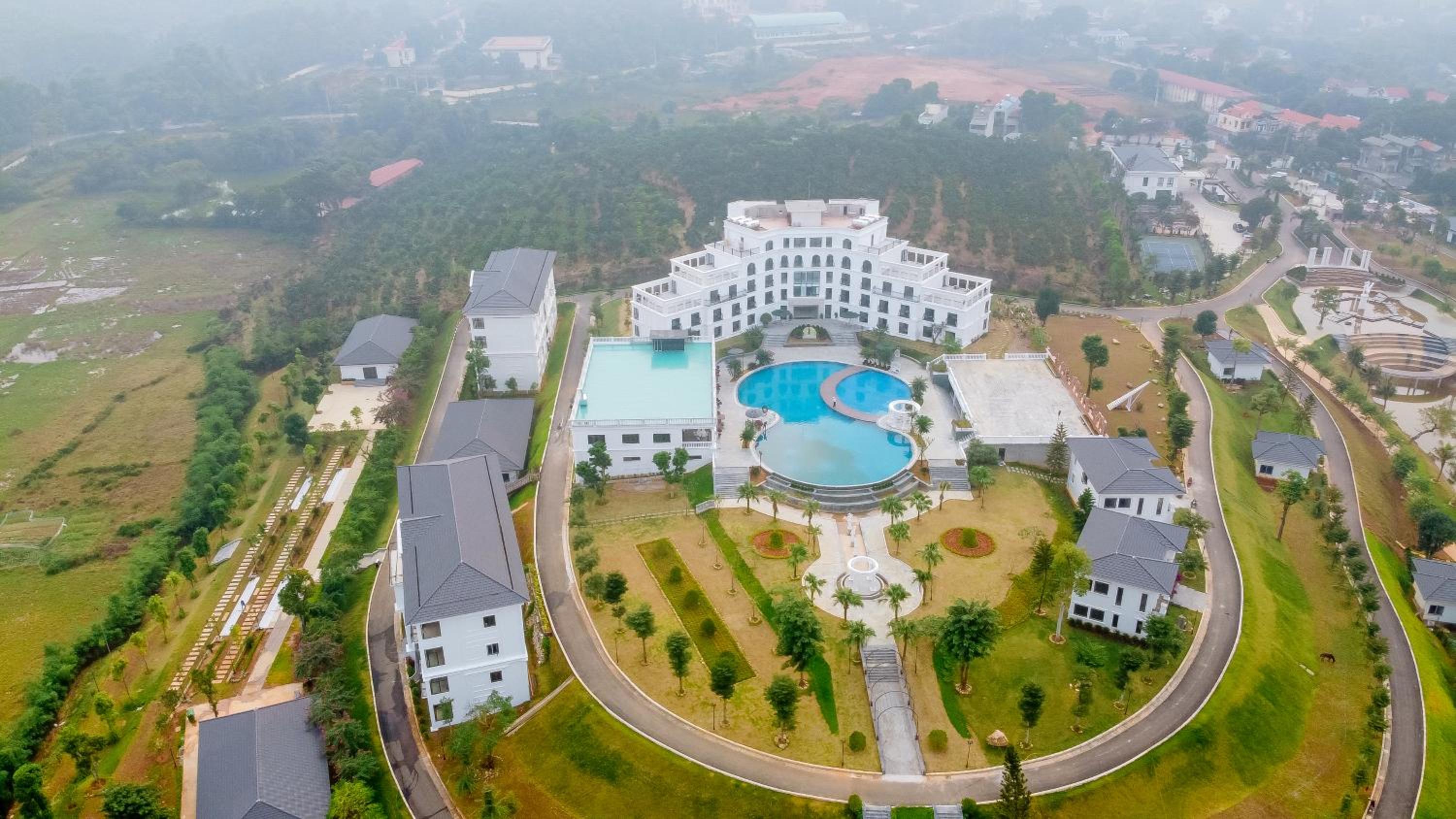Glory Resort