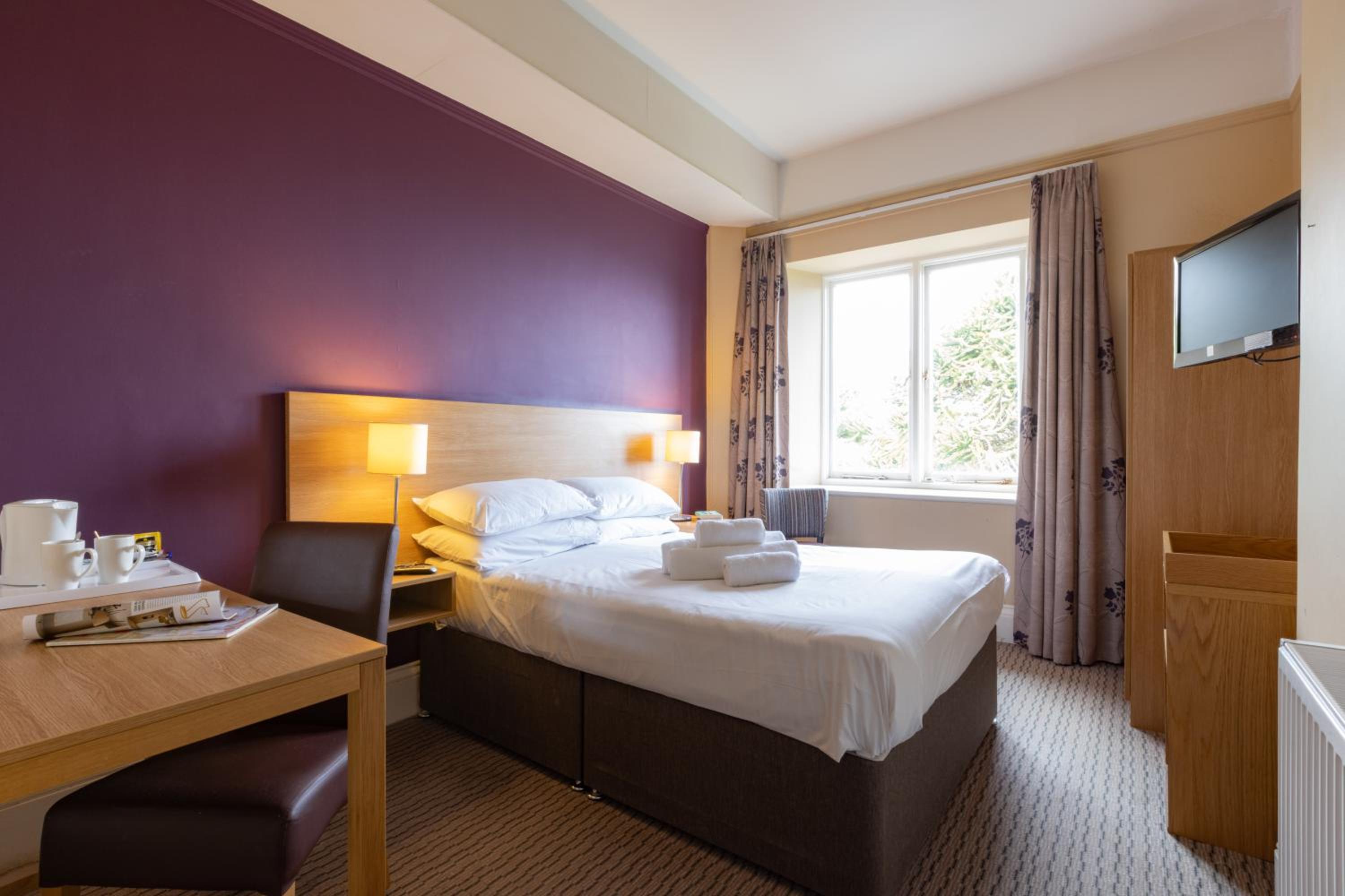 Lynton Vacations - The Valley of Rocks Hotel - Property Image 12