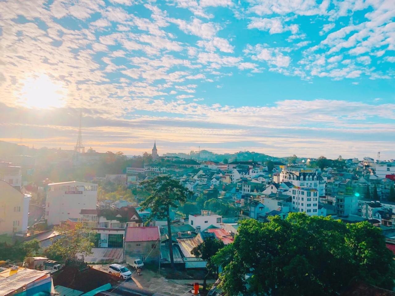 Nụ Cười Xinh view 5