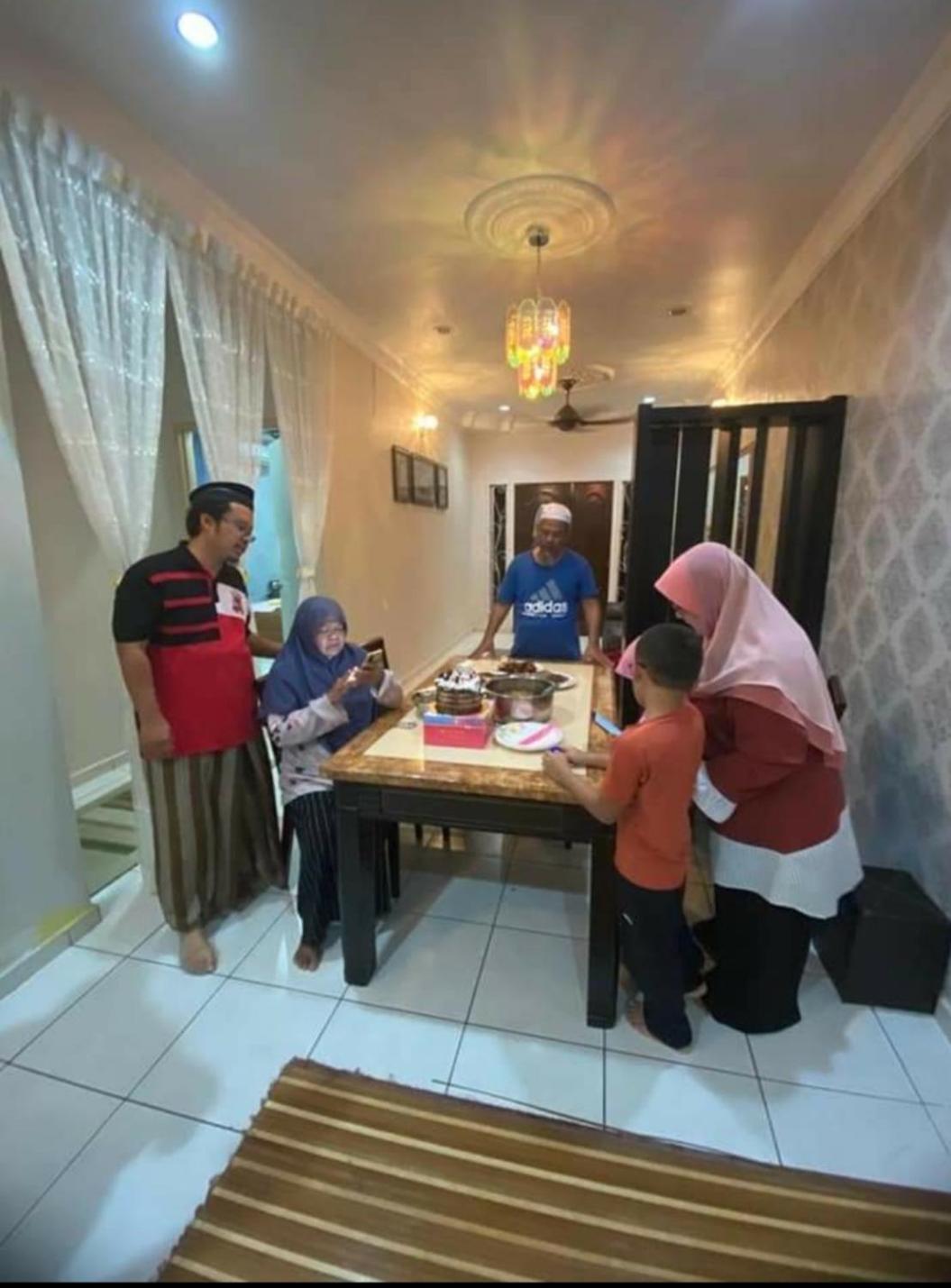 Damai Holiday Homestay photo 4