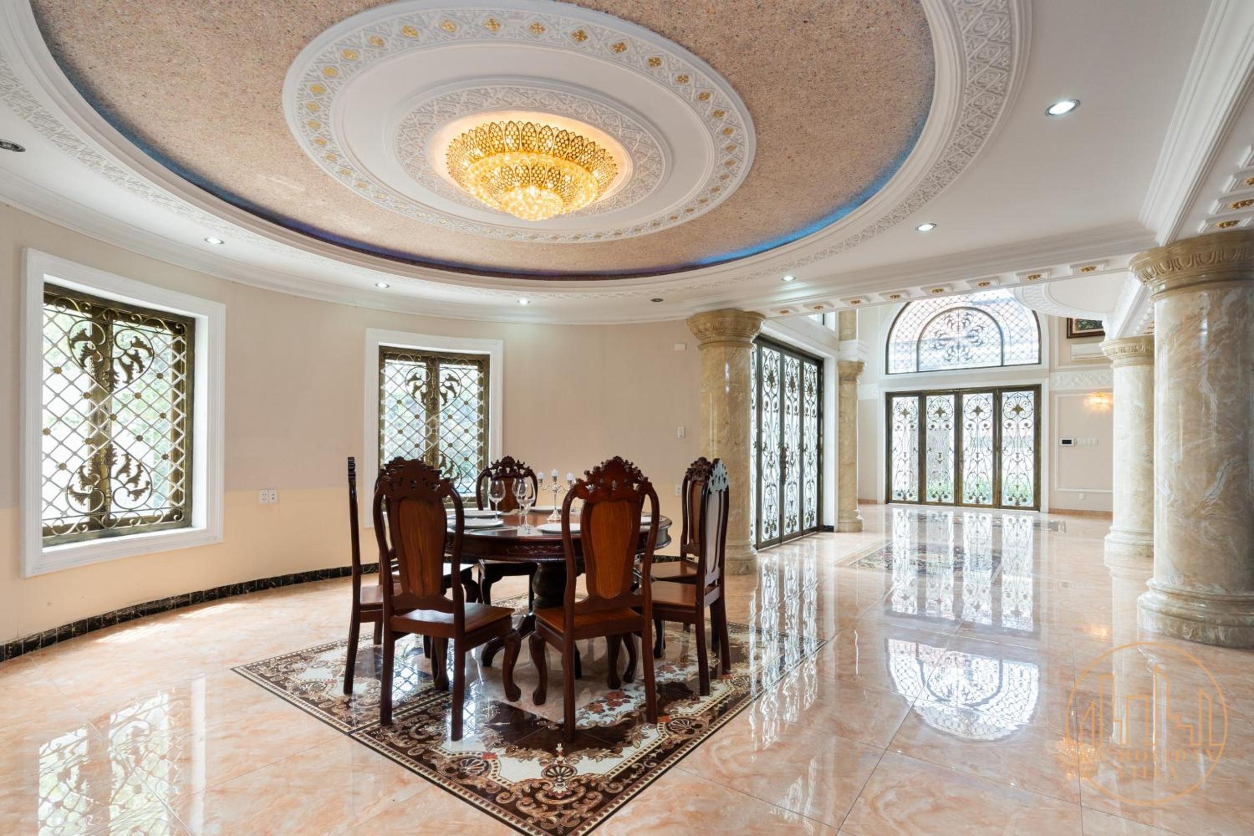 KN Palace - Venuestay