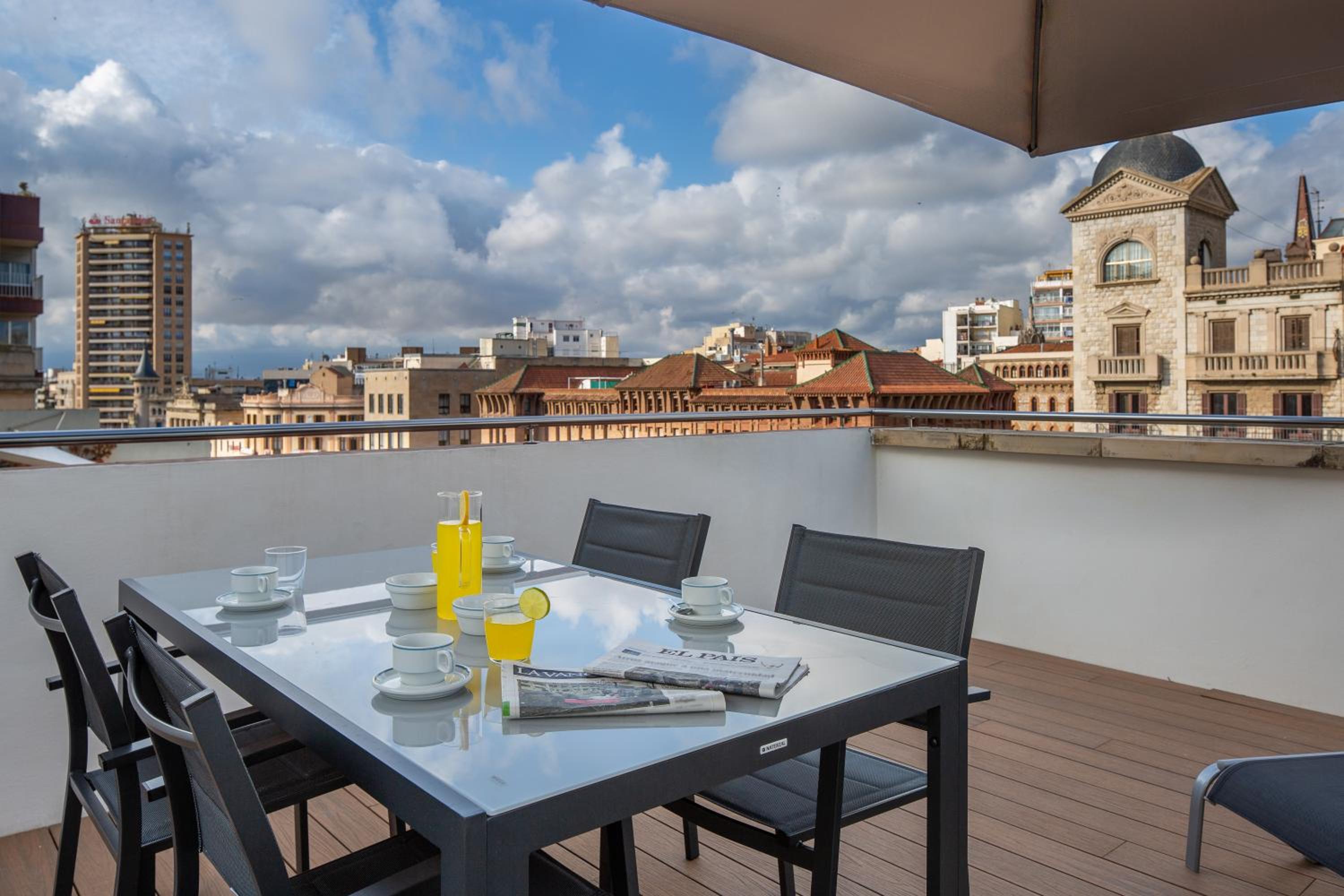 Tgna Rambla 68 view 4