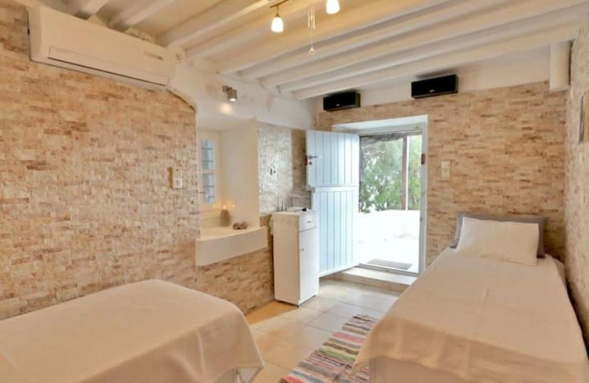 Aqua Apartment