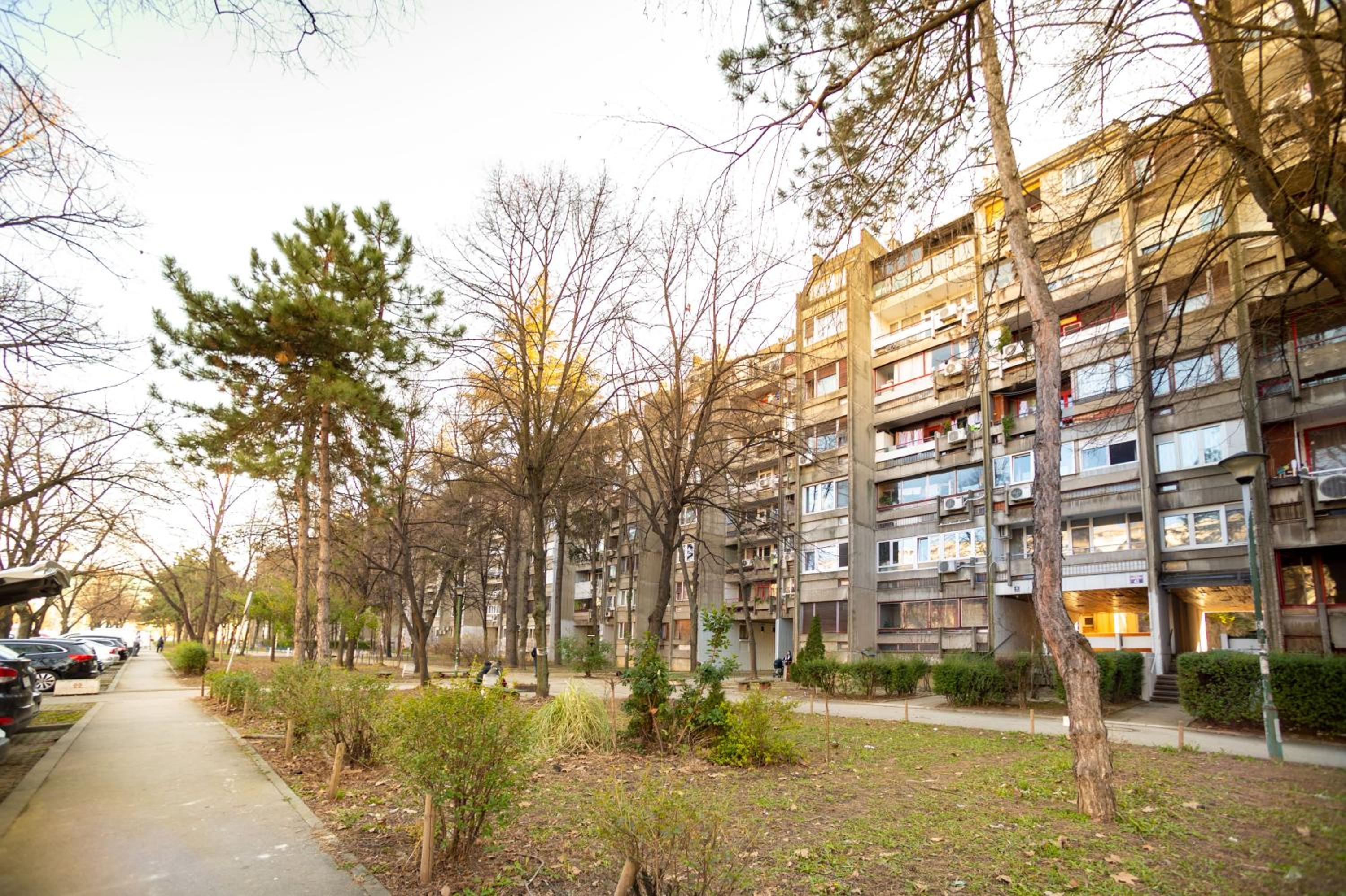 Sava Centar 1-bedroom apartments in the heart of New Belgrade view 3