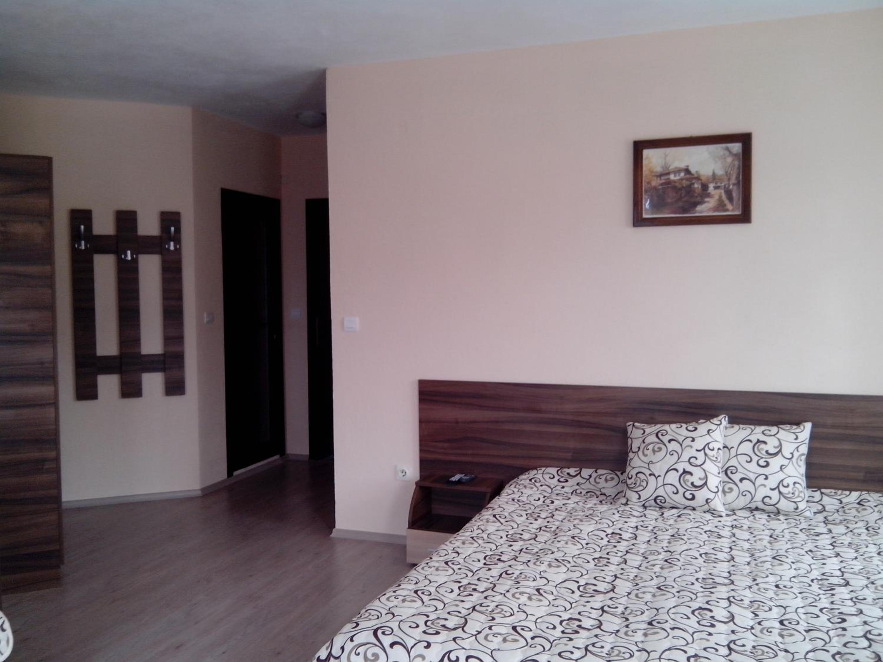 Advel Guest House
