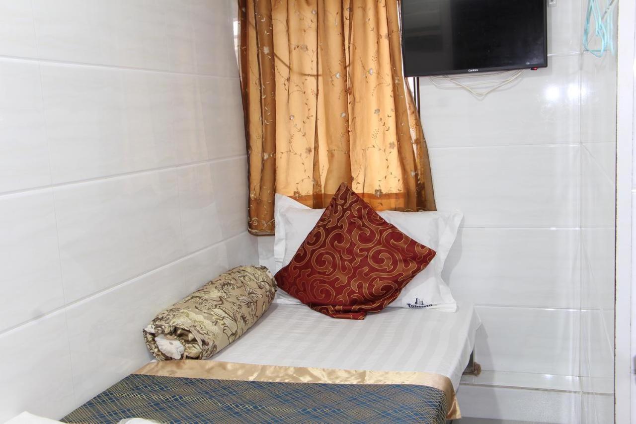 SHANGRI-LA GUEST HOUSE