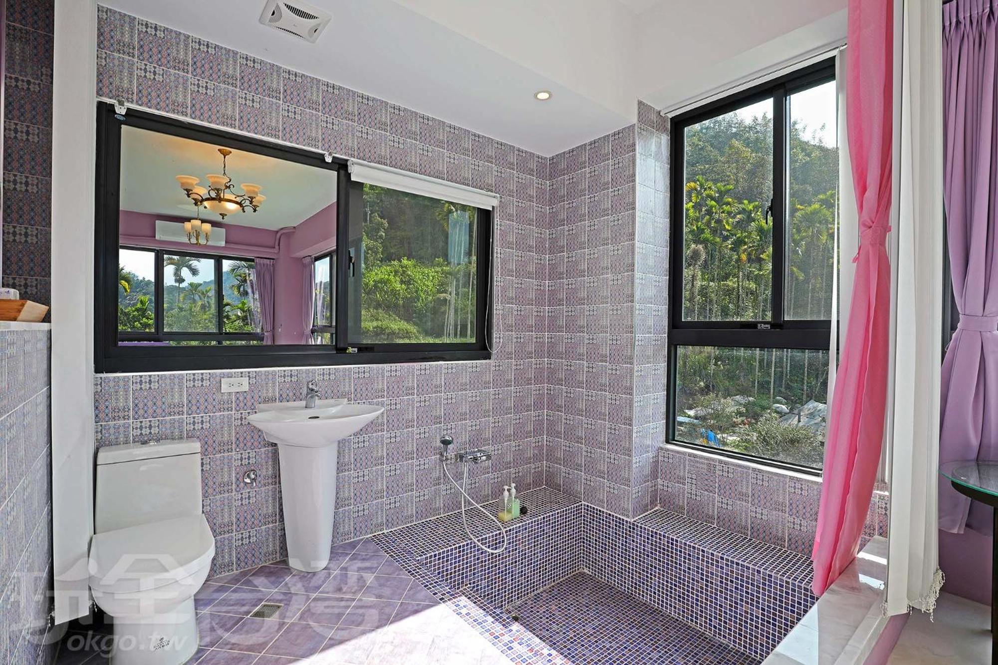 Mao Lan Mountain Holiday Villa view 4
