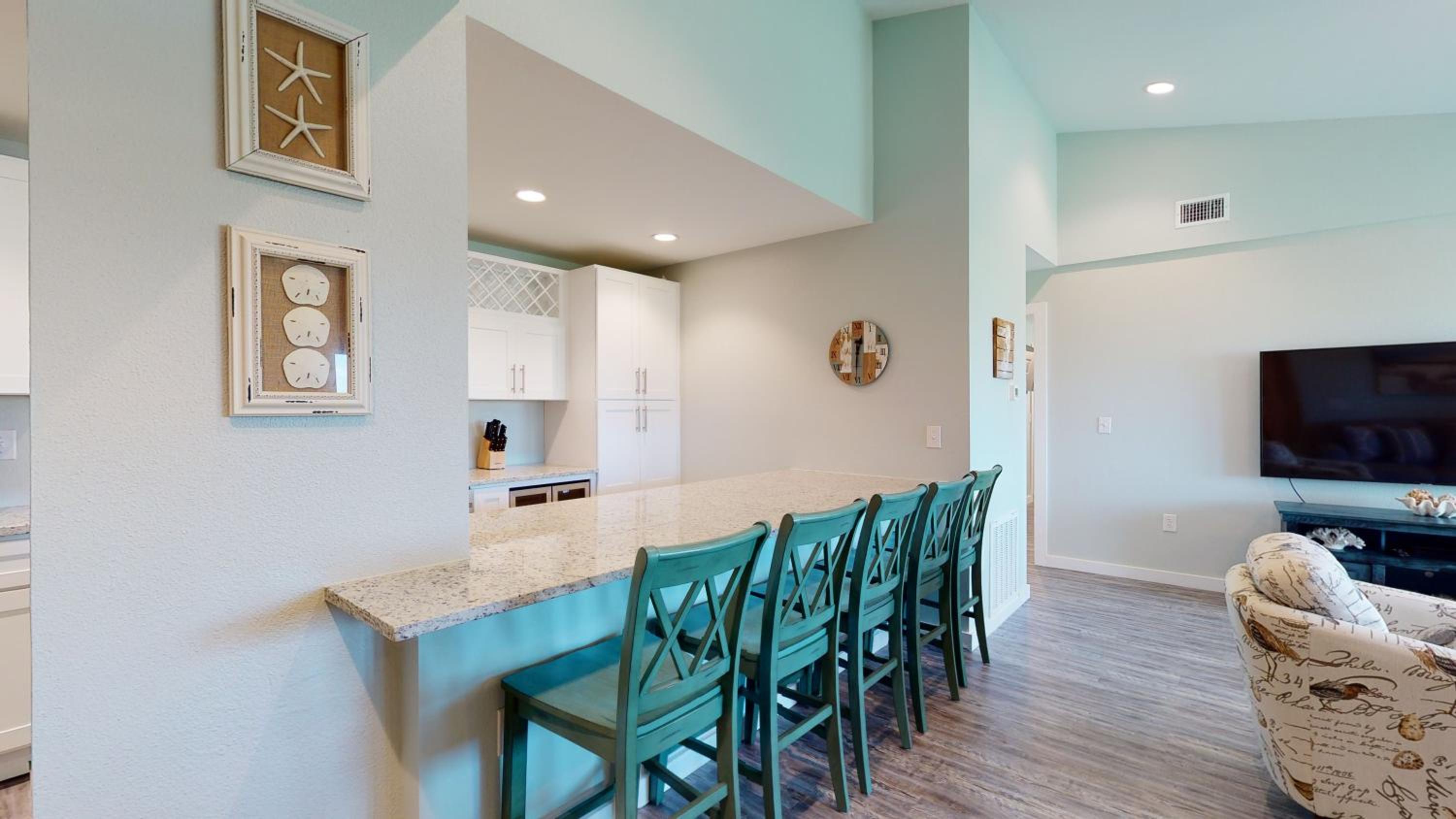 AH-F222 New 2nd Floor Condo, Close to PoolHot Tub, Near Marina & Ferry view 4