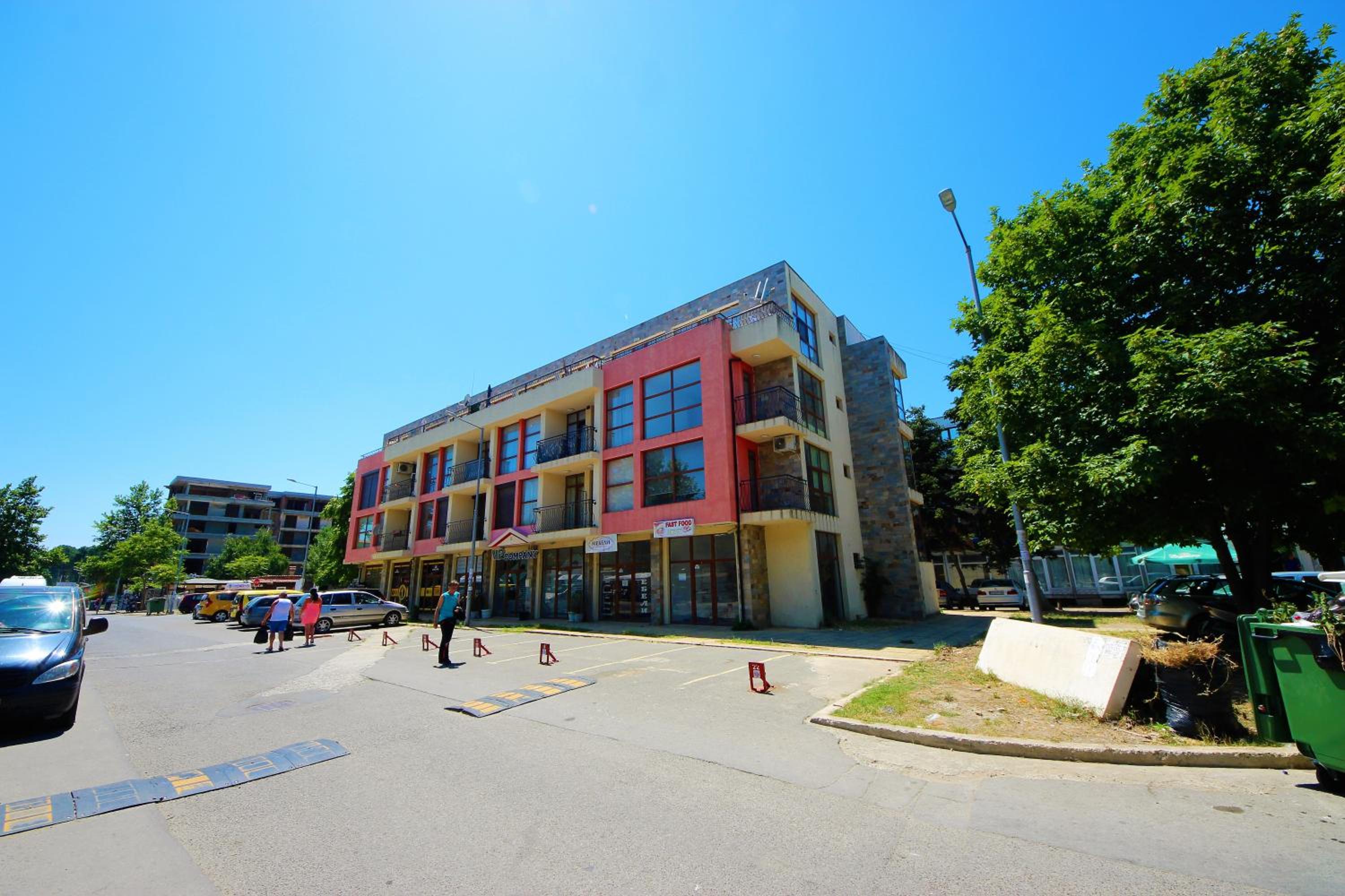 Menada Crystal Park Apartments