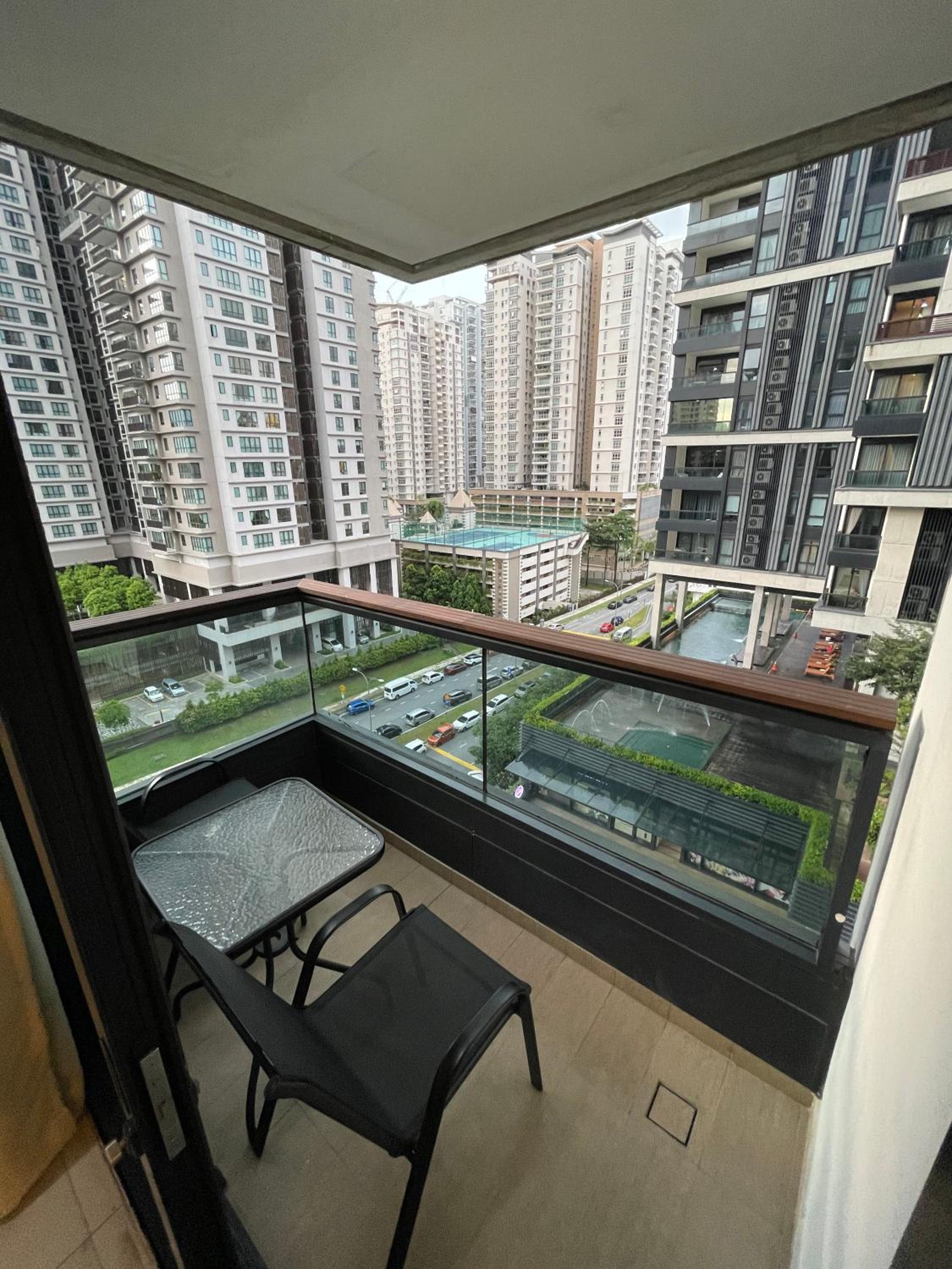 New Arcoris 6 Pax 2 BR with Pool View Mont Kiara - BOHO