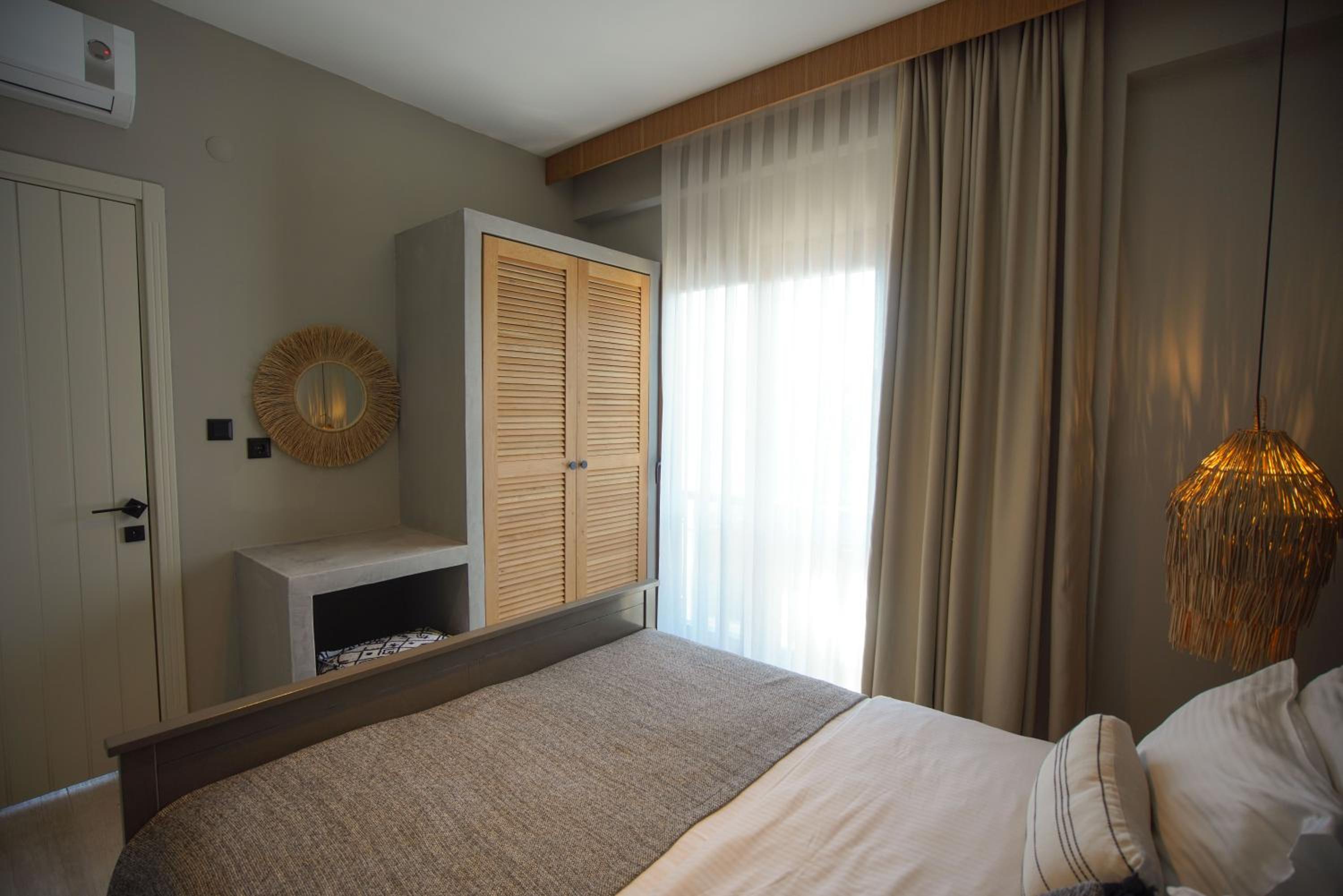 Alp Suites Mandalin