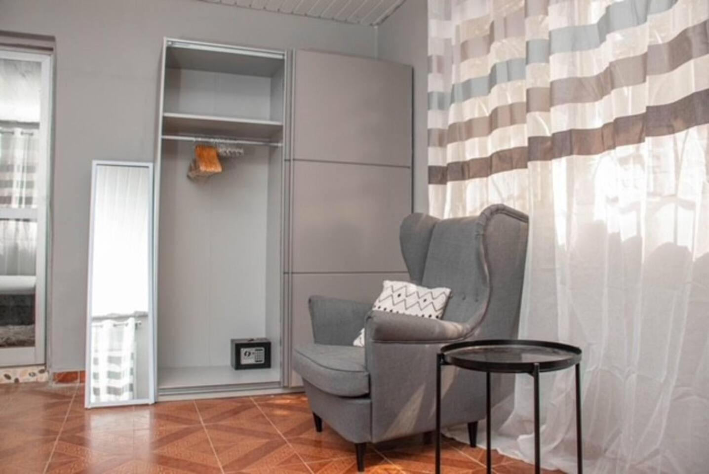 Full AirCon- 3Bed Villa- A c- WiFi- HotWater view 3