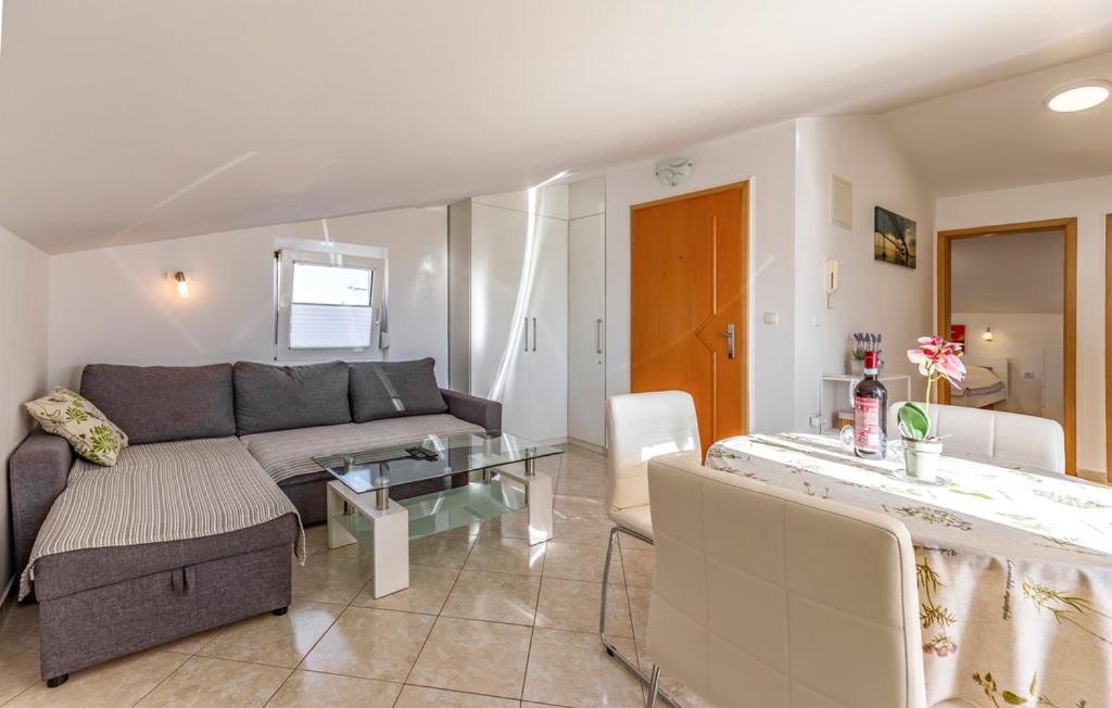 Apartments IVAN view 4